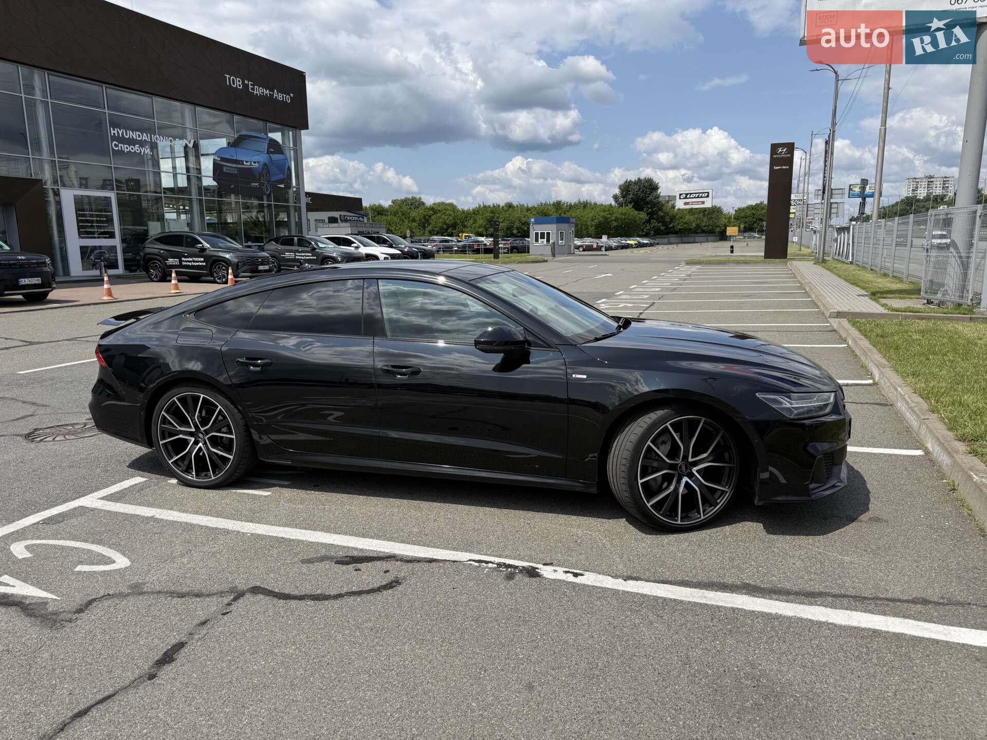 Audi A7 Sportback 2018 VIN WAUZZZF2XKN027798 фото оголошення 12 з 31