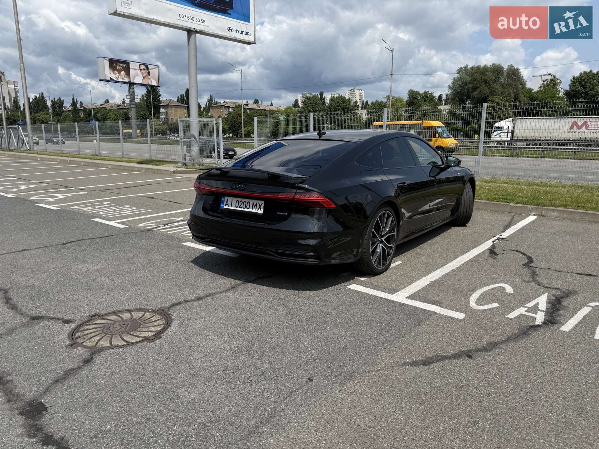 Audi A7 Sportback 2018 VIN WAUZZZF2XKN027798 фото оголошення 14 з 31