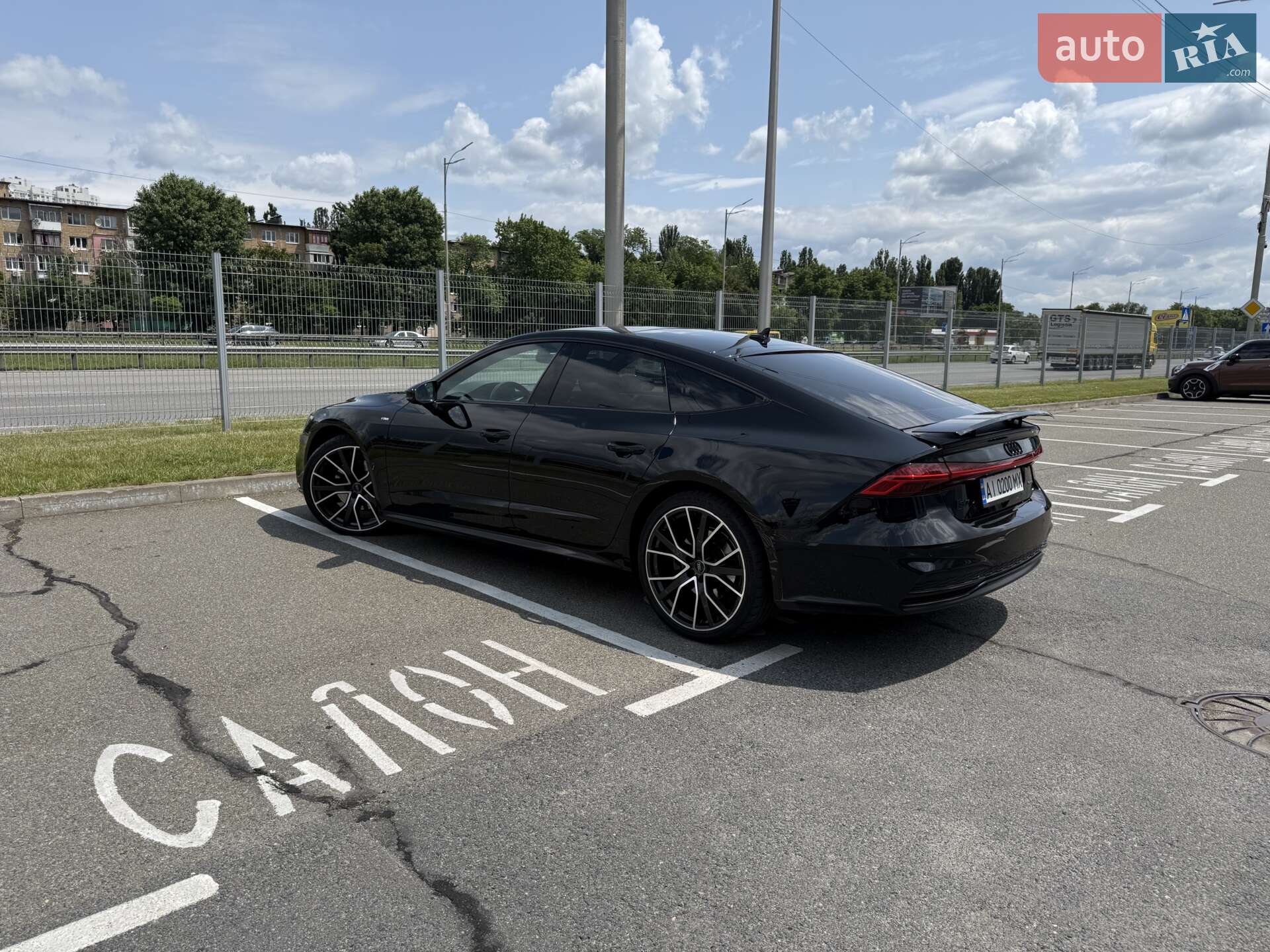 Audi A7 Sportback 2018 VIN WAUZZZF2XKN027798 фото оголошення 16 з 31