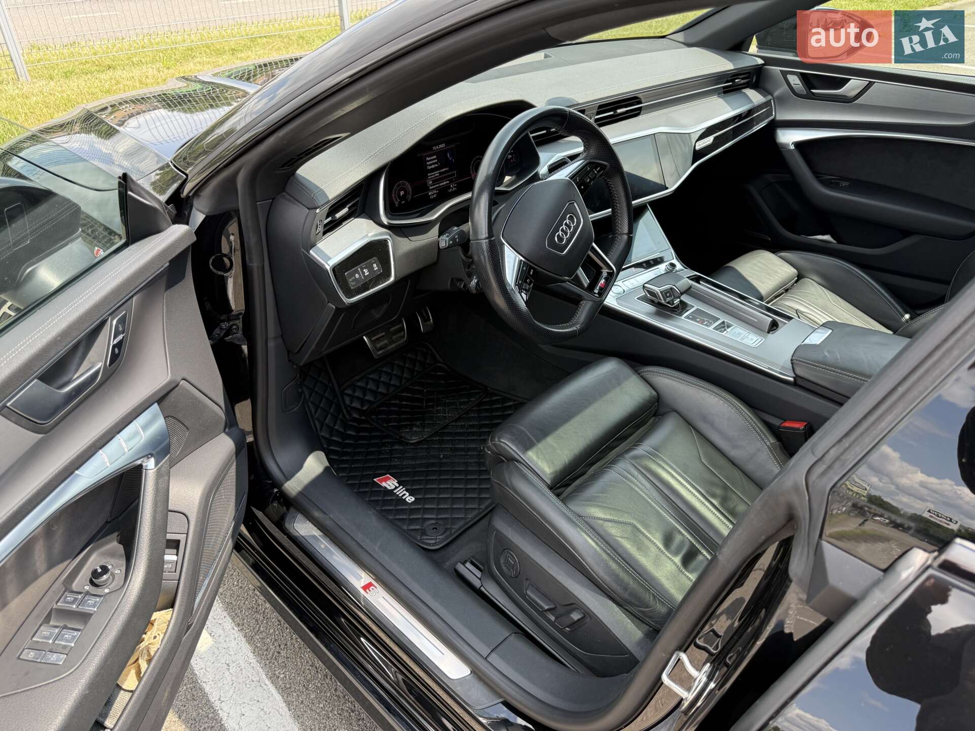 Audi A7 Sportback 2018 VIN WAUZZZF2XKN027798 фото оголошення 21 з 61
