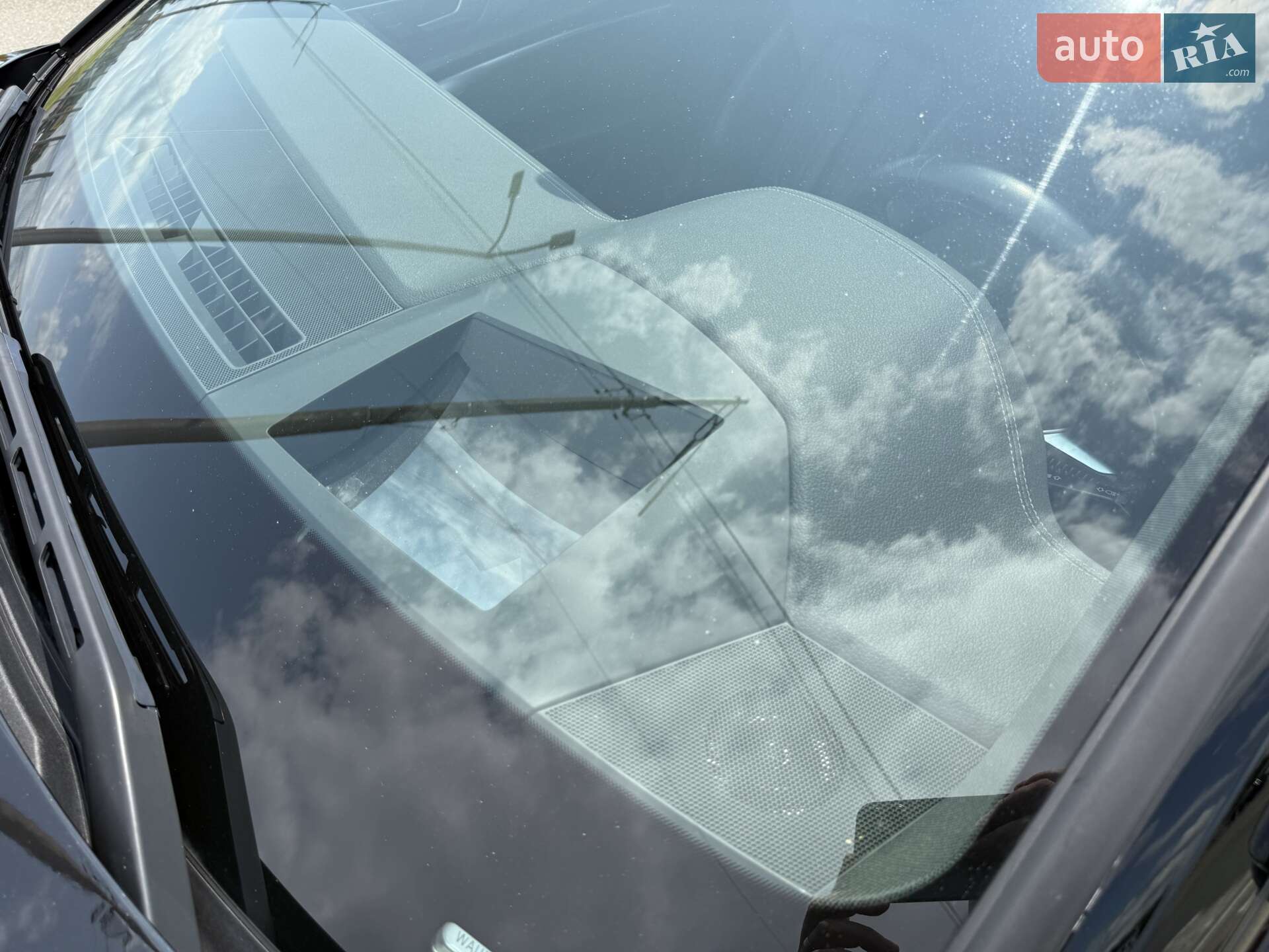 Audi A7 Sportback 2018 VIN WAUZZZF2XKN027798 фото оголошення 31 з 61