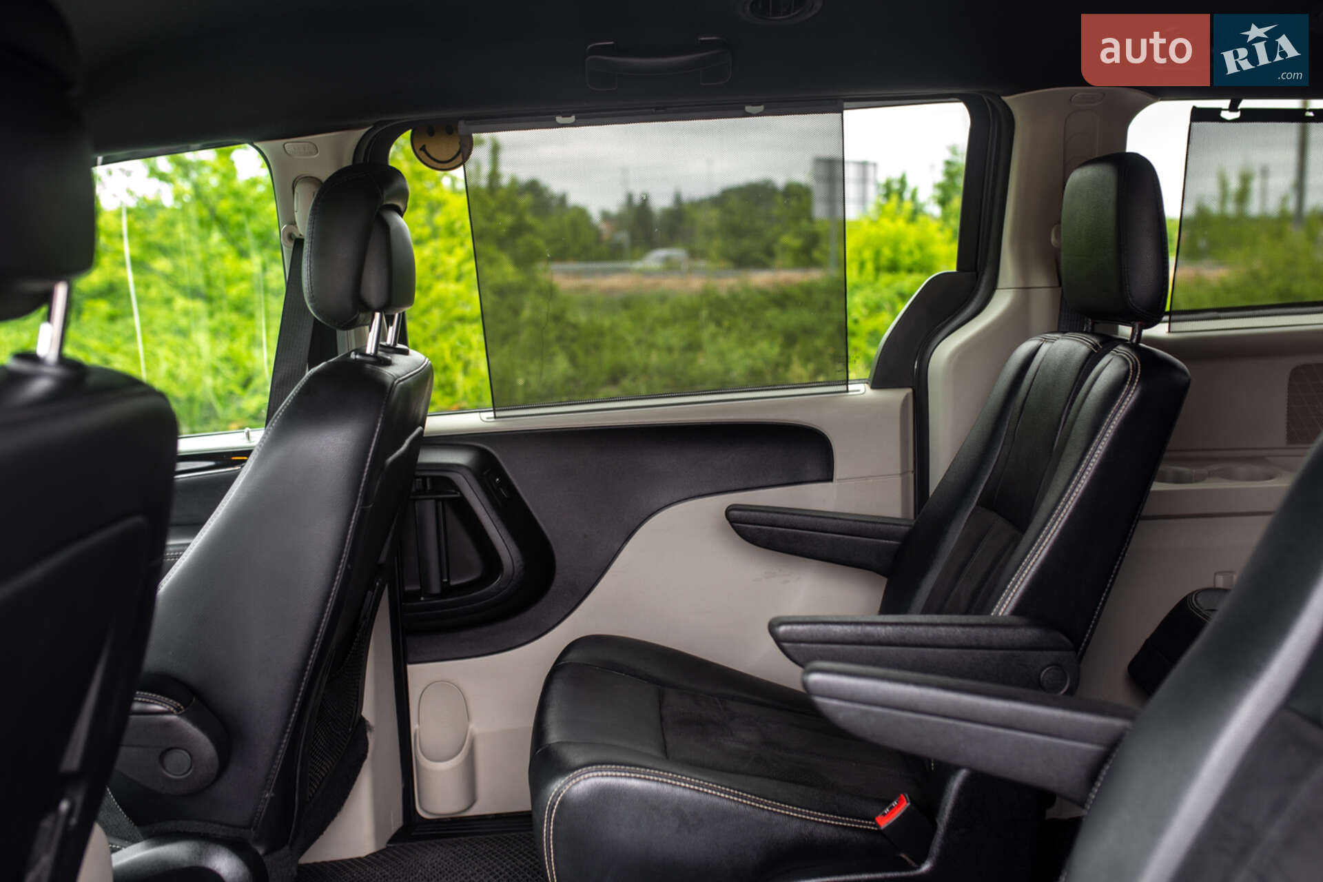 Dodge Grand Caravan 2017 VIN 2C4RDGCG8HR786578 фото оголошення 21 з 25