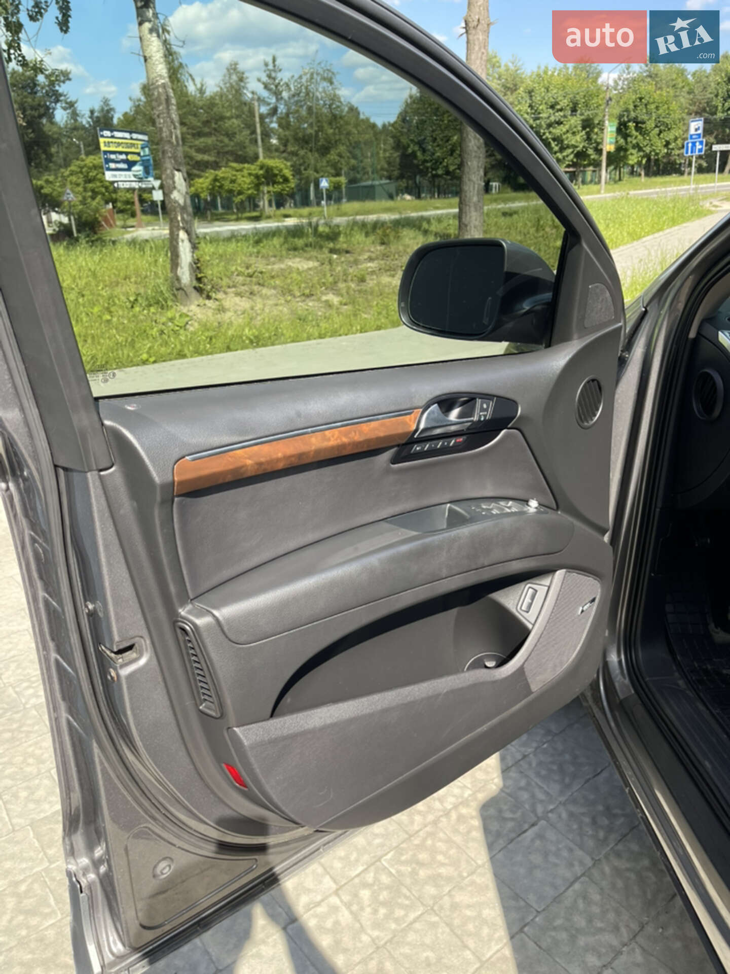 Audi Q7 2011 VIN WA1LMAFEXCD006390 фото оголошення 12 з 15