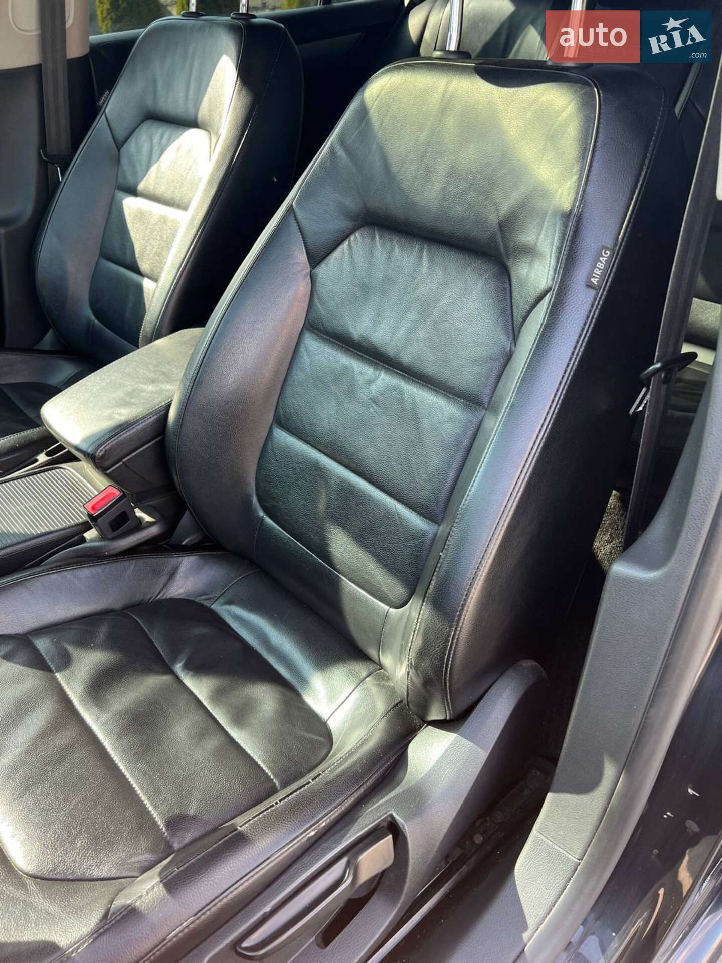 Volkswagen Passat 2013 VIN WVWZZZ3CZDP035928 фото оголошення 12 з 43