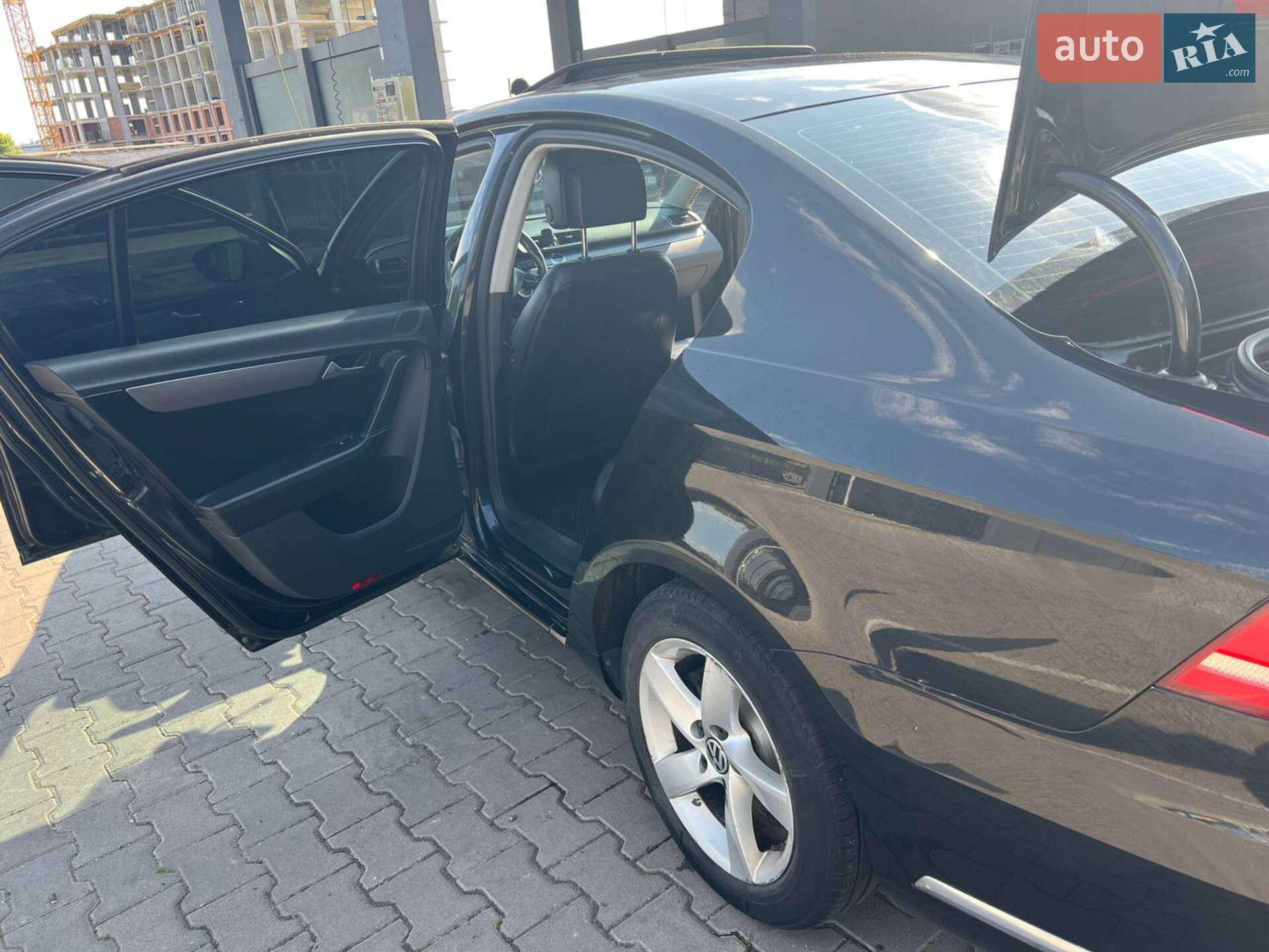 Volkswagen Passat 2013 VIN WVWZZZ3CZDP035928 фото оголошення 43 з 43