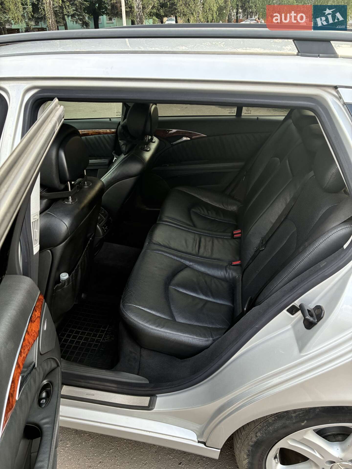 Mercedes-Benz E-Class 2004 VIN WDB2112161A548916 фото оголошення 12 з 14