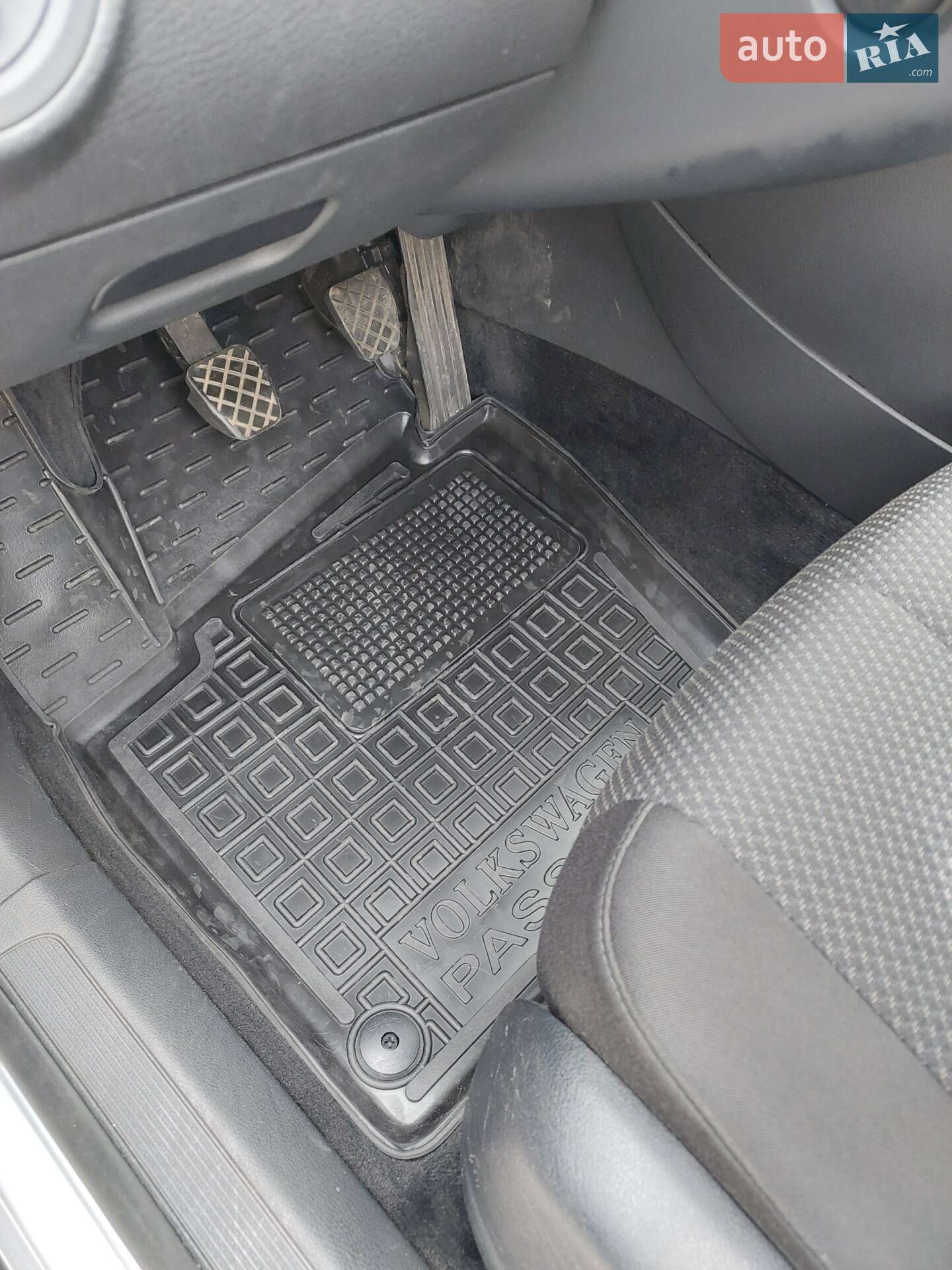 Volkswagen Passat 2009 VIN WVWZZZ3CZ9E110717 фото оголошення 2 з 31