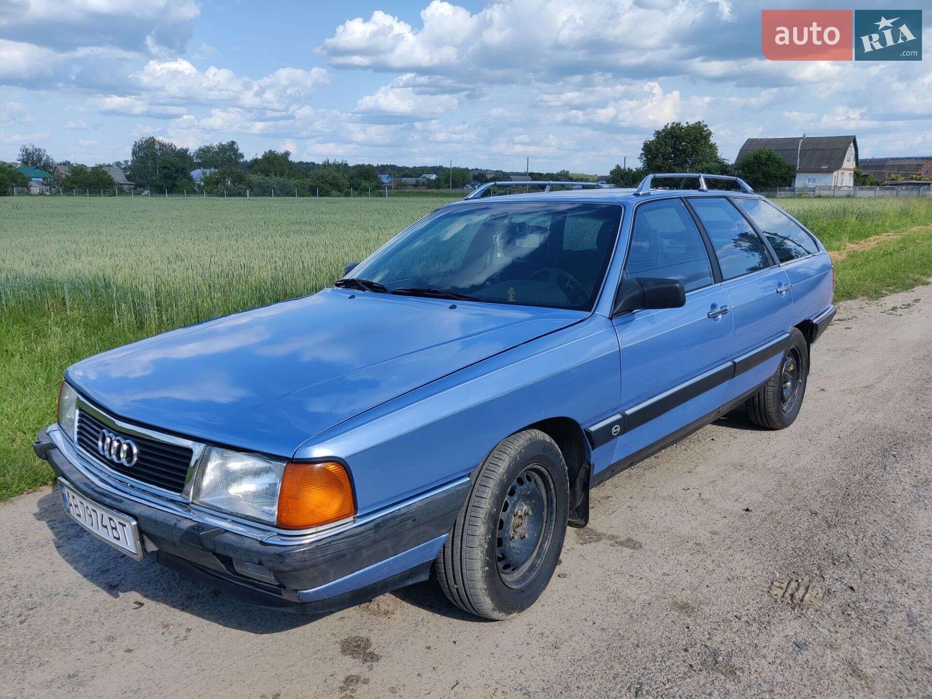 Audi 100 1985 VIN WAUZZZ44ZFA077897 фото оголошення 2 з 25