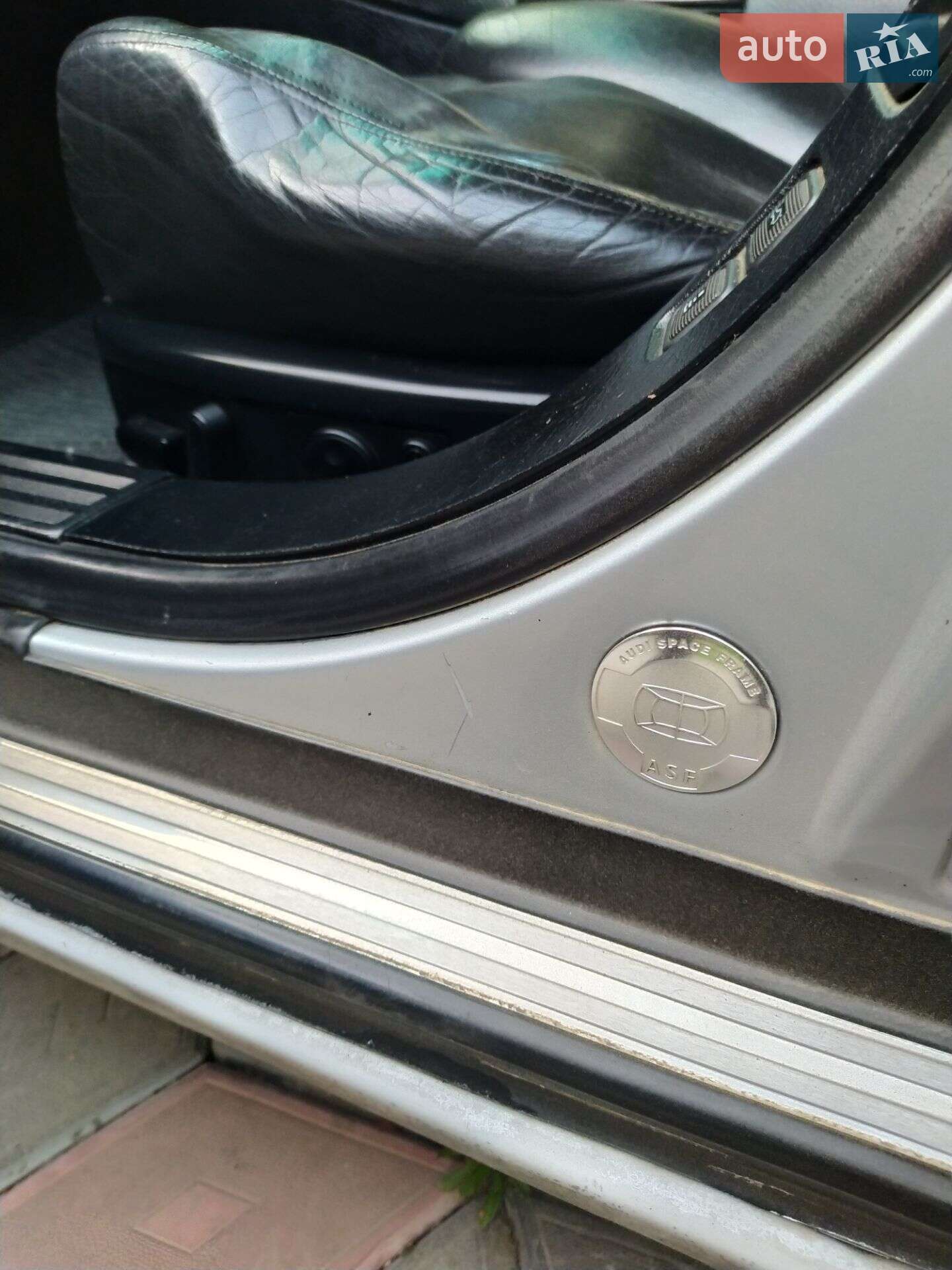 Audi A8 1997 VIN WAUZZZ4DZVN006670 фото оголошення 5 з 29