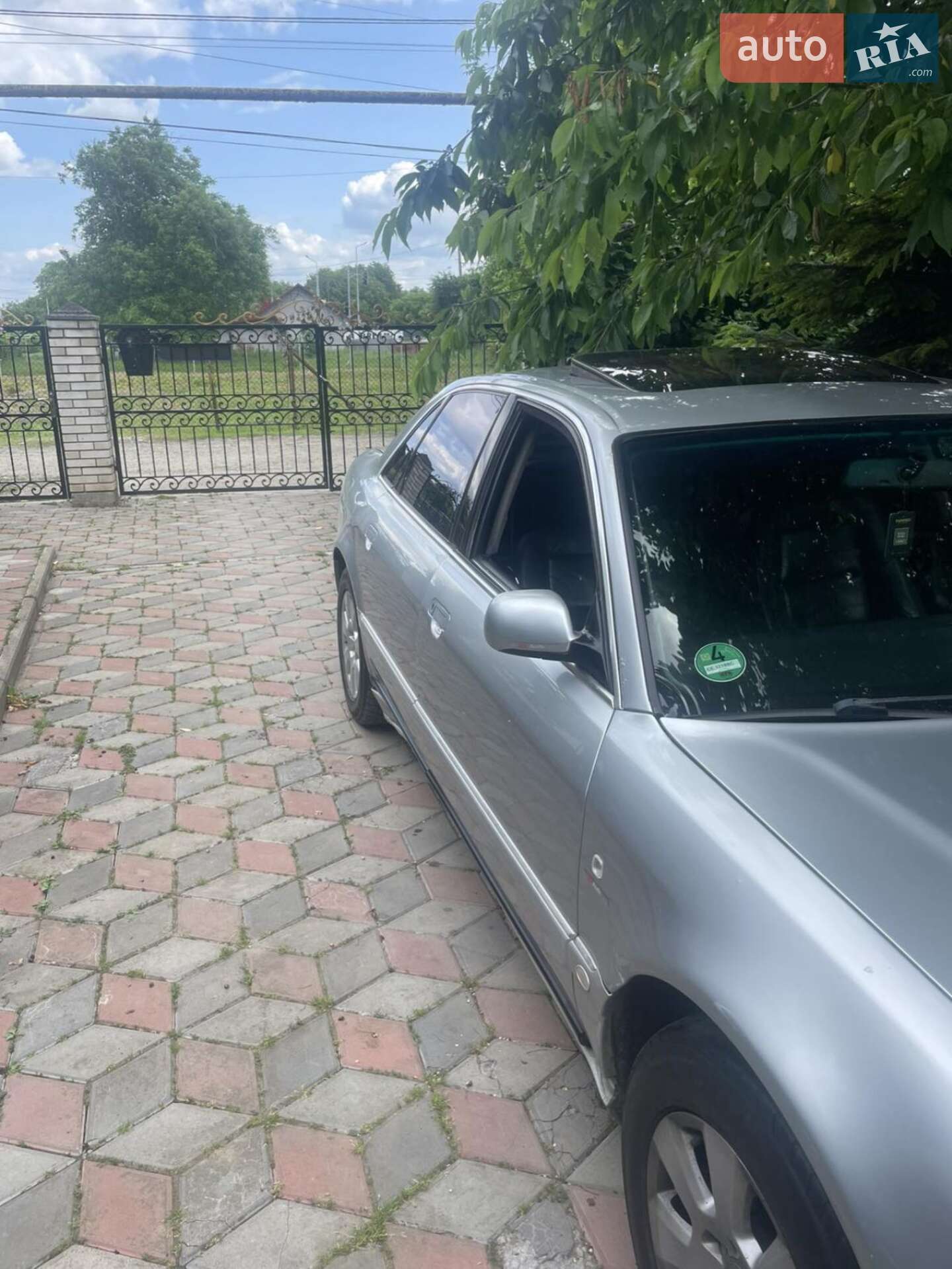 Audi A8 1997 VIN WAUZZZ4DZVN006670 фото оголошення 10 з 29