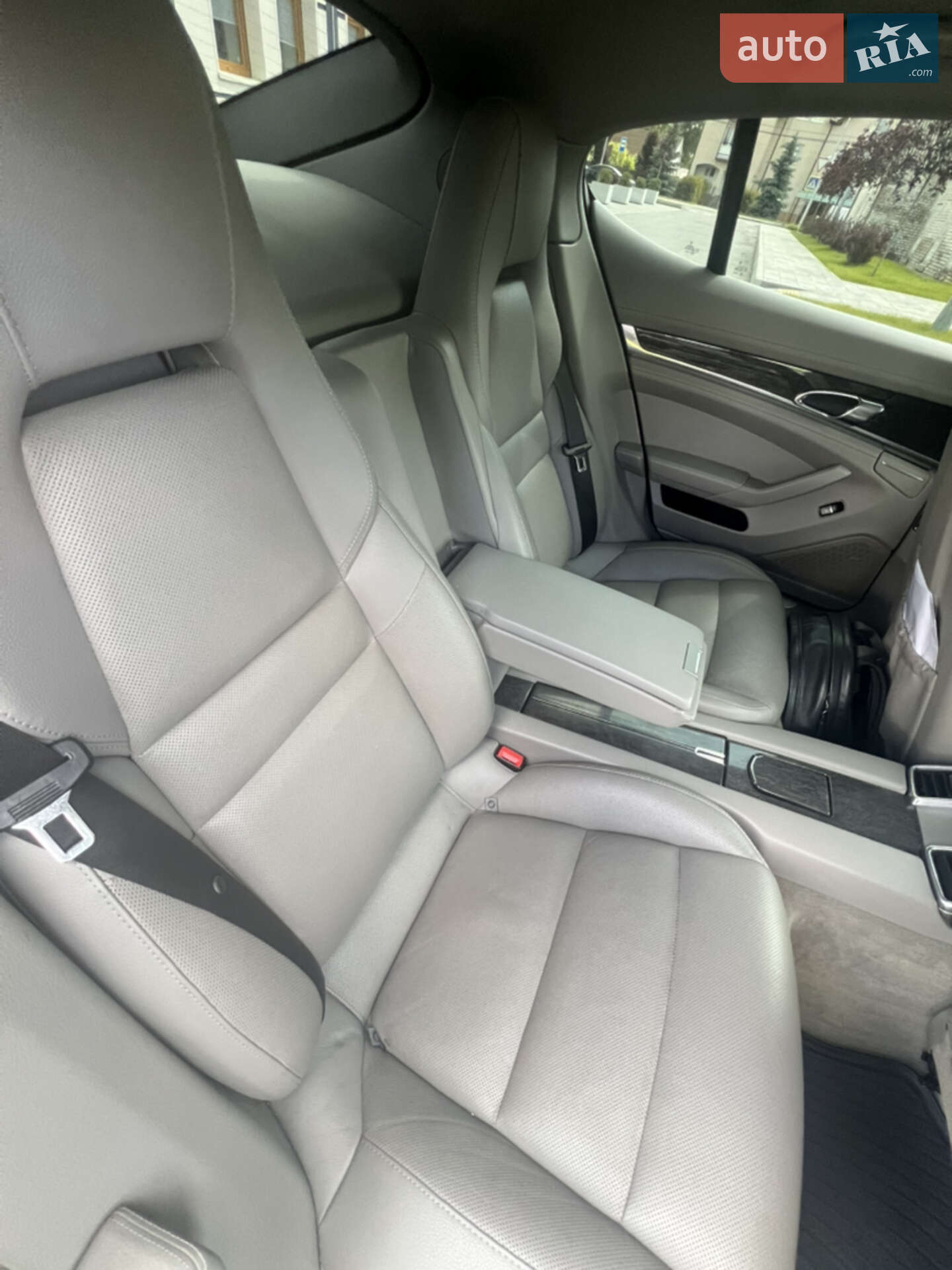 Porsche Panamera 2012 VIN WP0ZZZ97ZCL023724 фото оголошення 10 з 20
