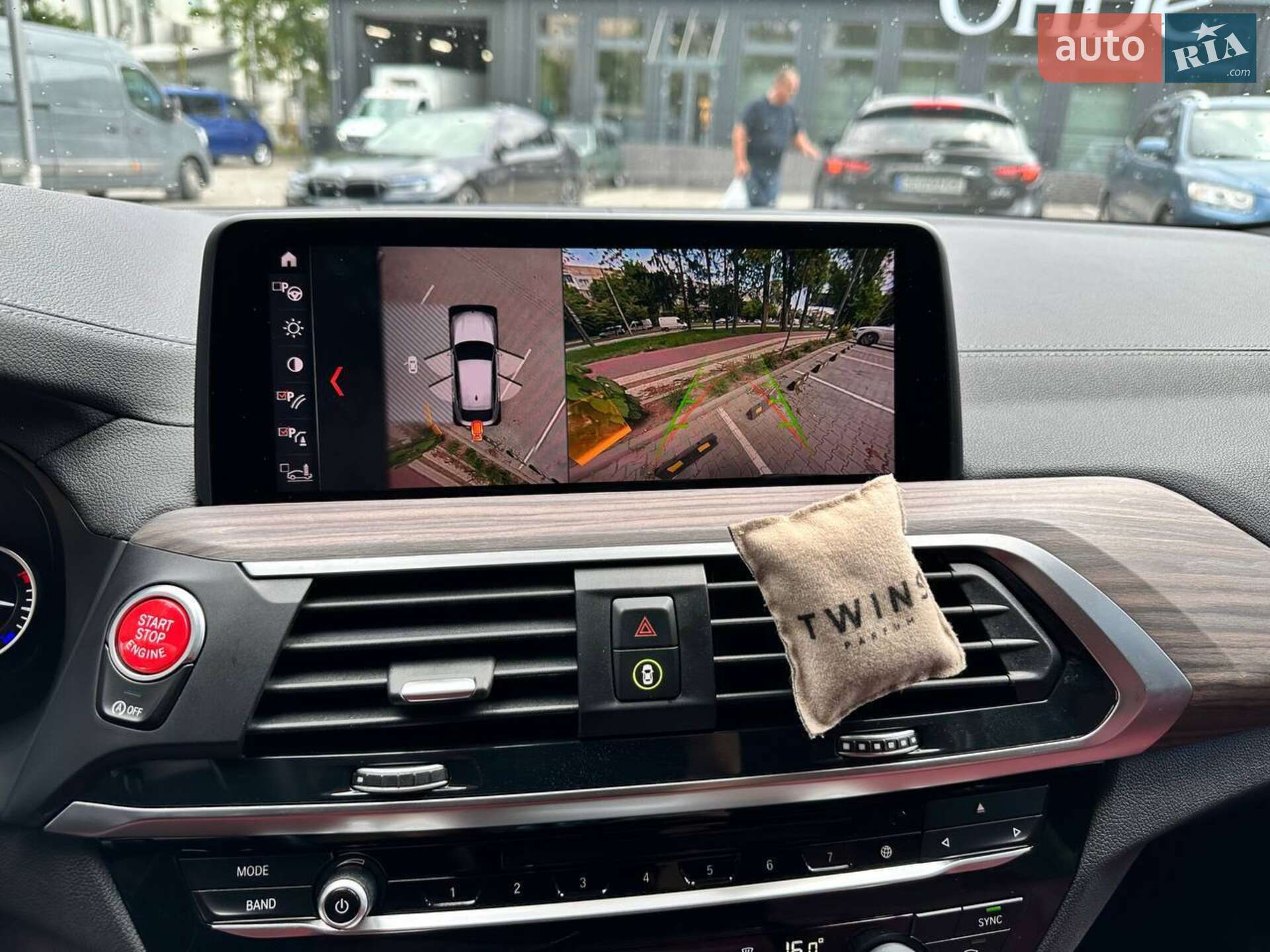 BMW X4 2018 VIN 5UXUJ5C54KLJ63267 фото оголошення 13 з 25