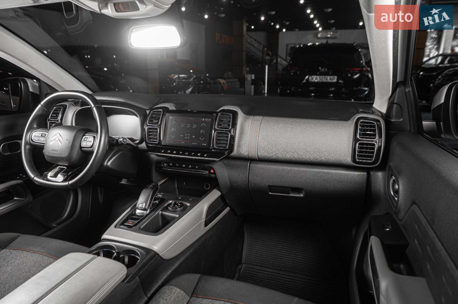 Citroen C5 Aircross 2019 VIN VR7AJEHZNKL111819 фото оголошення 6 з 59