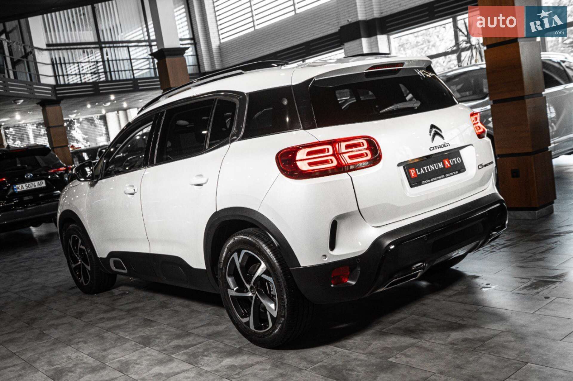 Citroen C5 Aircross 2019 VIN VR7AJEHZNKL111819 фото оголошення 48 з 59