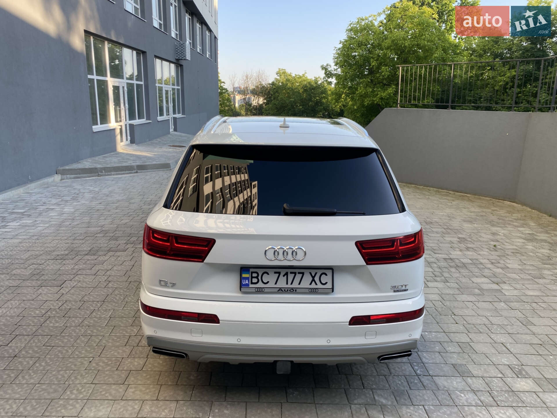 Audi Q7 2016 VIN WA1LAAF71HD026478 фото оголошення 13 з 25