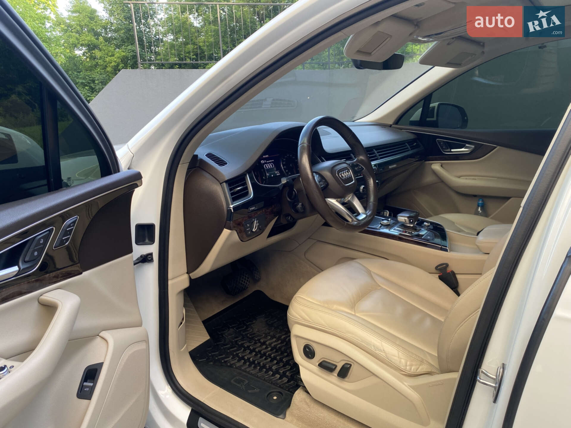 Audi Q7 2016 VIN WA1LAAF71HD026478 фото оголошення 25 з 25