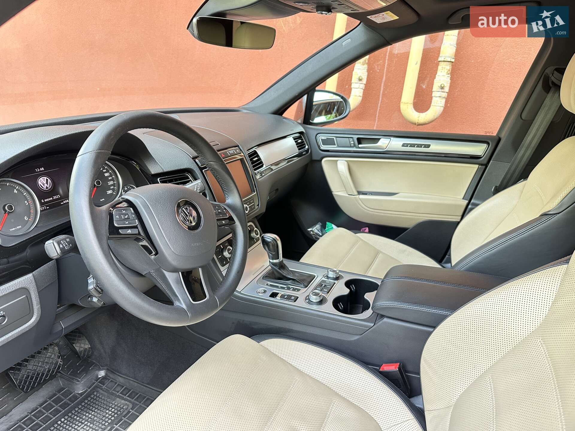 Volkswagen Touareg 2017 VIN WVGZZZ7PZHD036411 фото оголошення 12 з 53