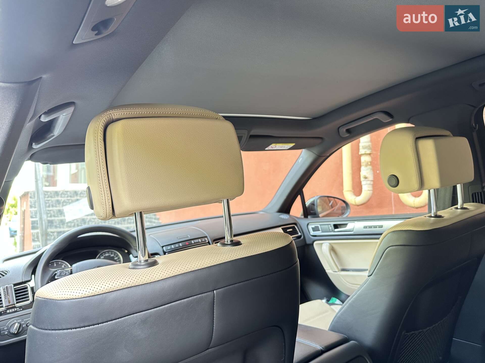 Volkswagen Touareg 2017 VIN WVGZZZ7PZHD036411 фото оголошення 36 з 53