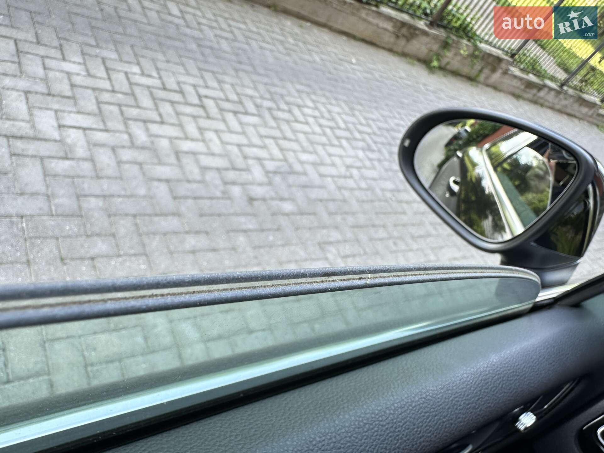 Volkswagen Touareg 2017 VIN WVGZZZ7PZHD036411 фото оголошення 50 з 53