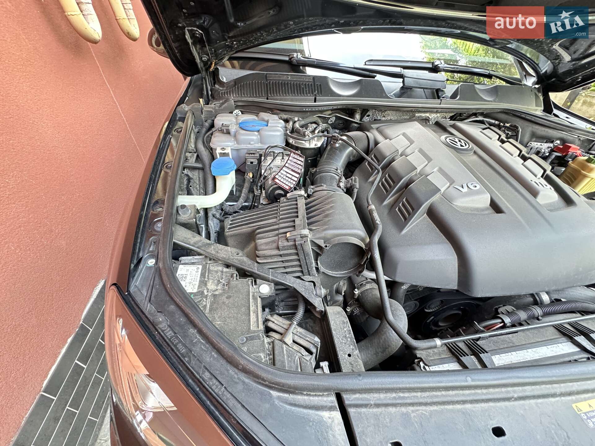 Volkswagen Touareg 2017 VIN WVGZZZ7PZHD036411 фото оголошення 53 з 53