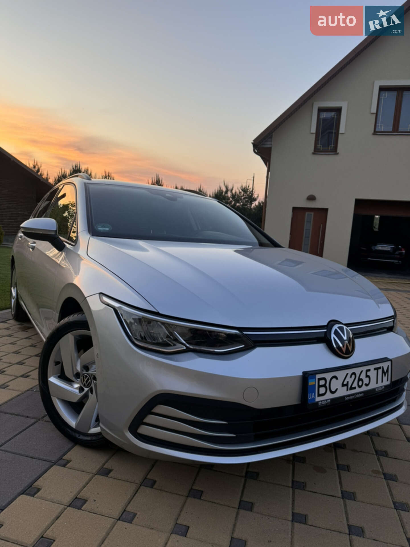 Volkswagen Golf 2021 VIN WVWZZZCDZMW521886 фото оголошення 2 з 34