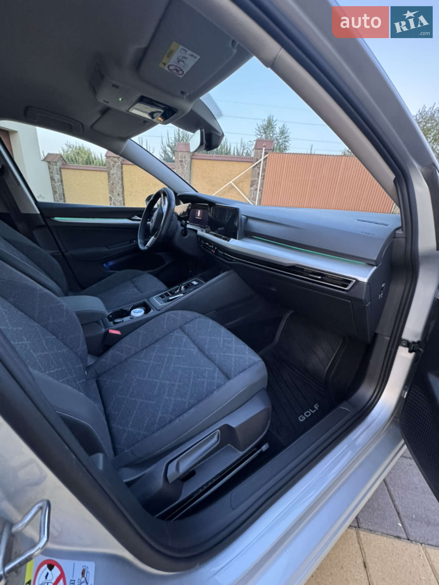 Volkswagen Golf 2021 VIN WVWZZZCDZMW521886 фото оголошення 28 з 34