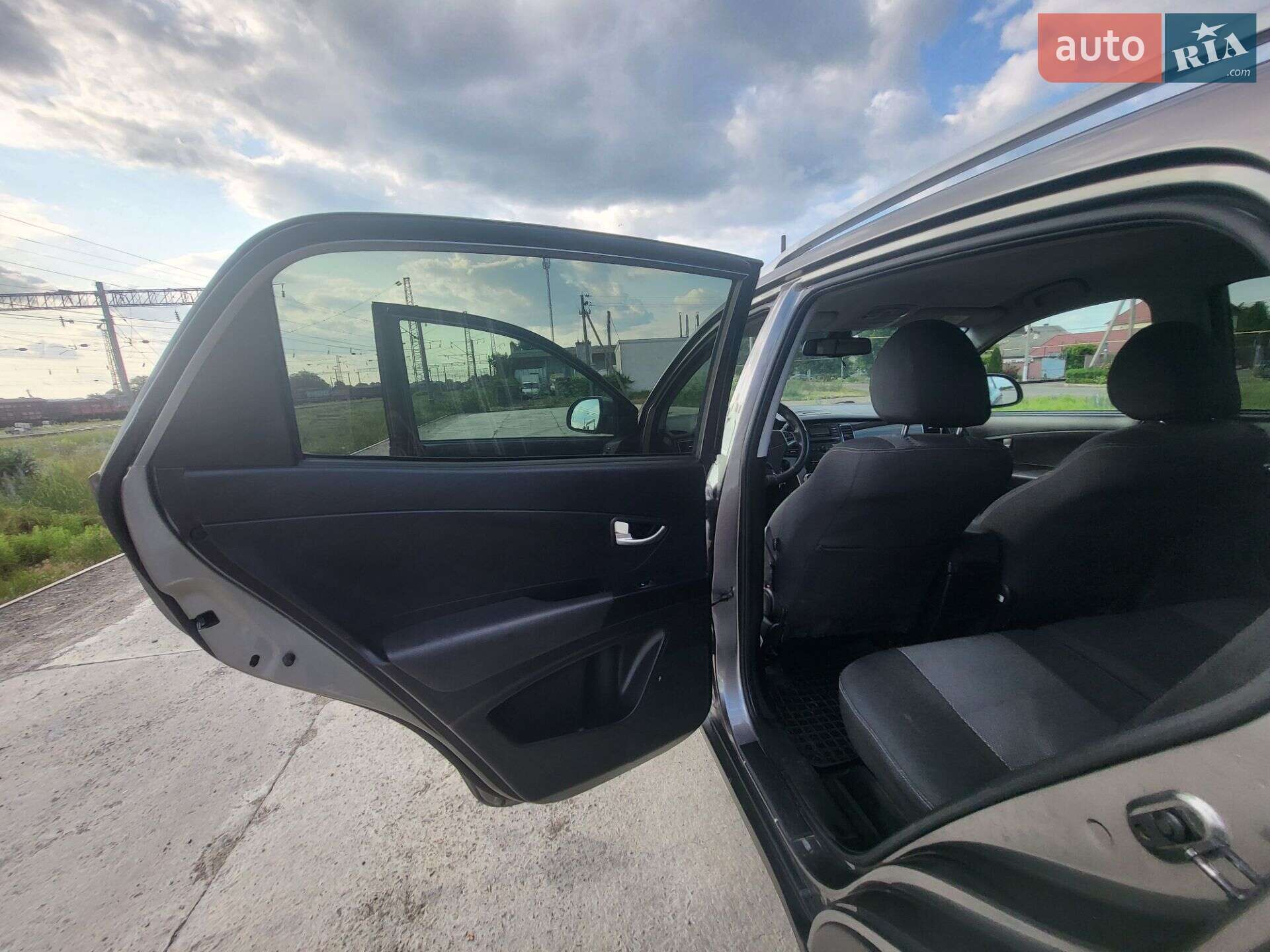 Ssangyong Korando 2012 VIN Y7WCK48M4C0016711 фото оголошення 12 з 22