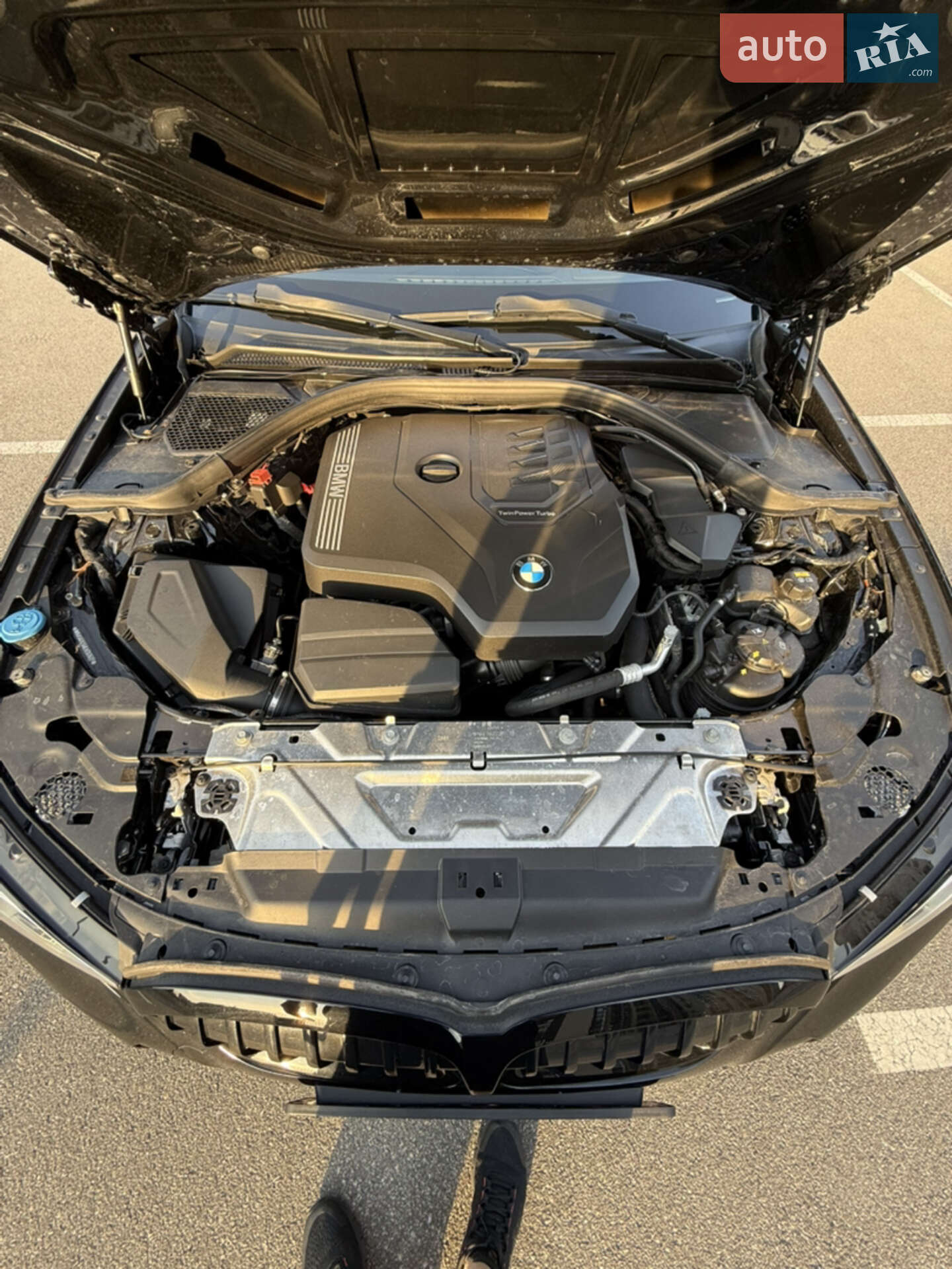 BMW 3 Series 2018 VIN WBA5R7C56KAE82627 фото оголошення 9 з 17