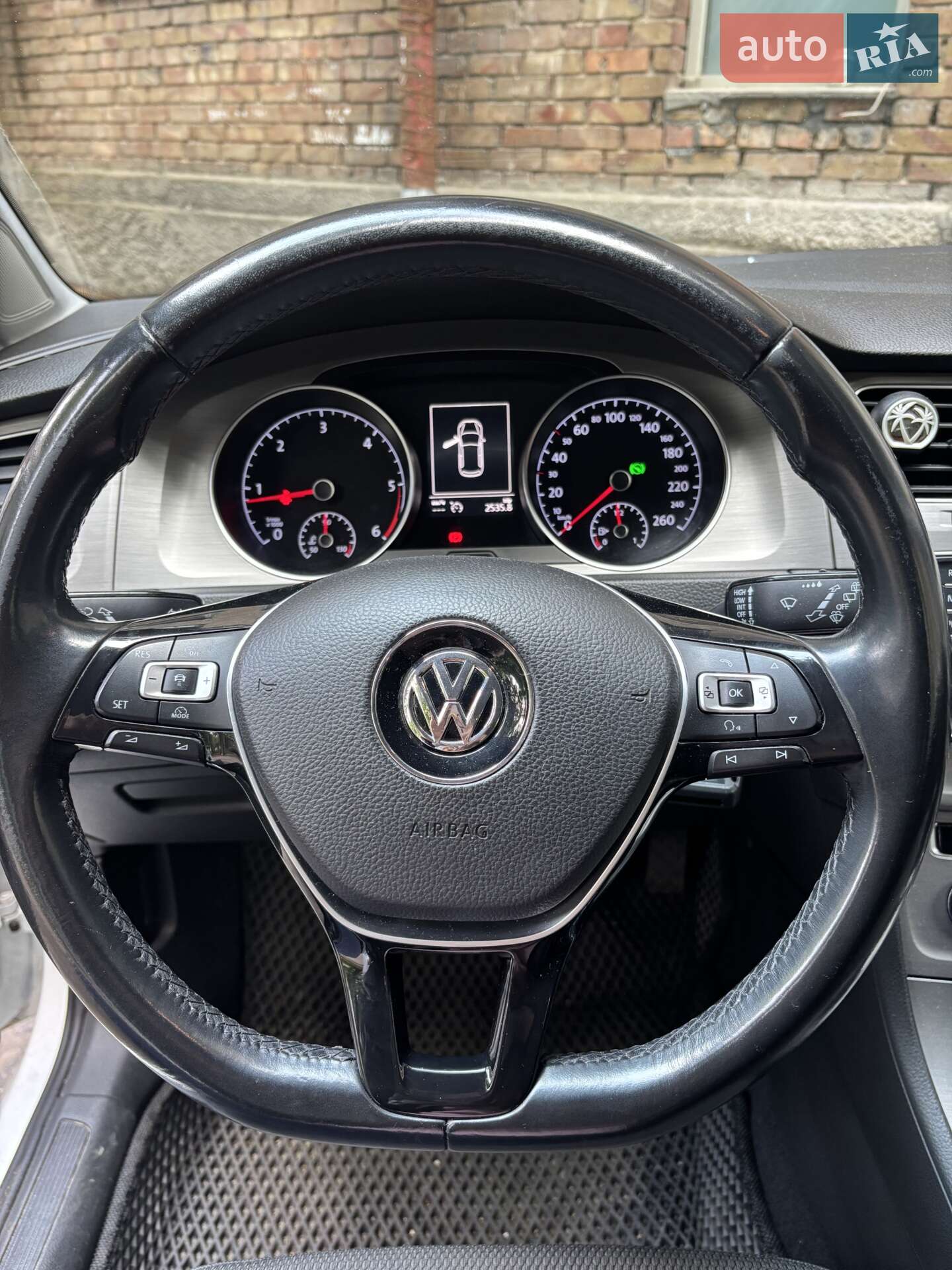 Volkswagen Golf 2016 VIN WVWZZZAUZGW279519 фото оголошення 14 з 19