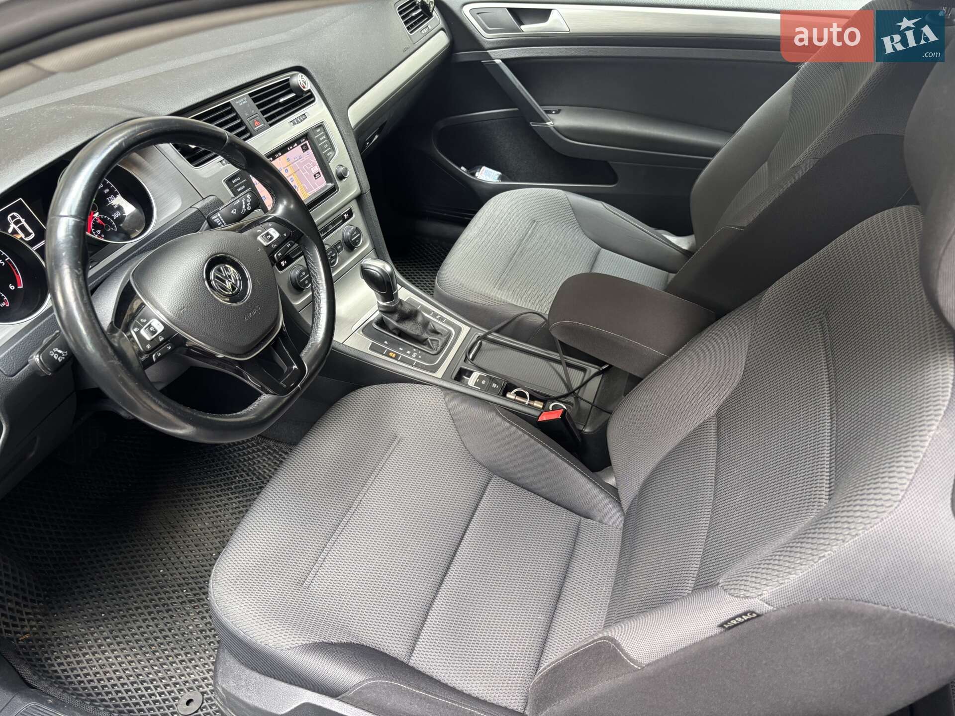 Volkswagen Golf 2016 VIN WVWZZZAUZGW279519 фото оголошення 16 з 19