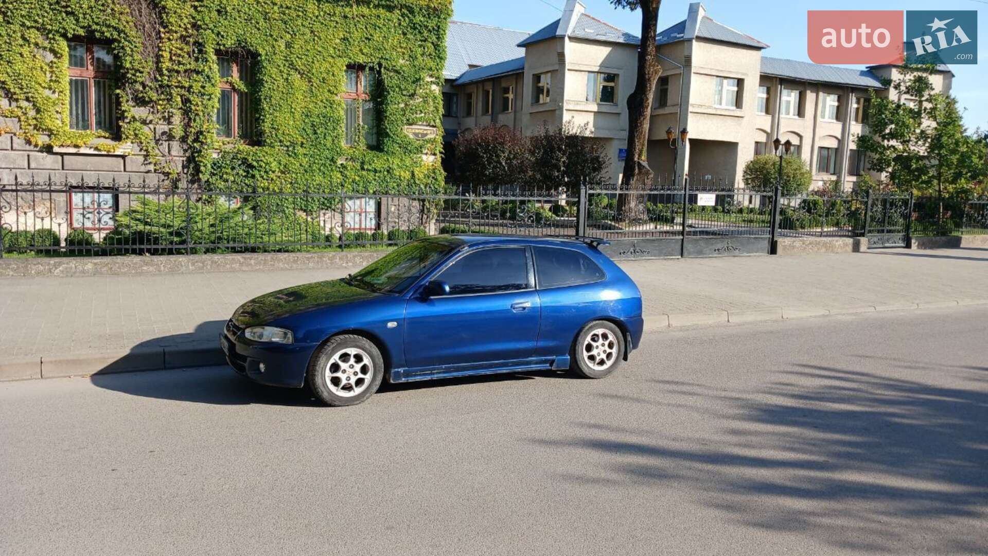 Mitsubishi Colt 2002 VIN JMBMNCJ1A2U000412 фото оголошення 8 з 8