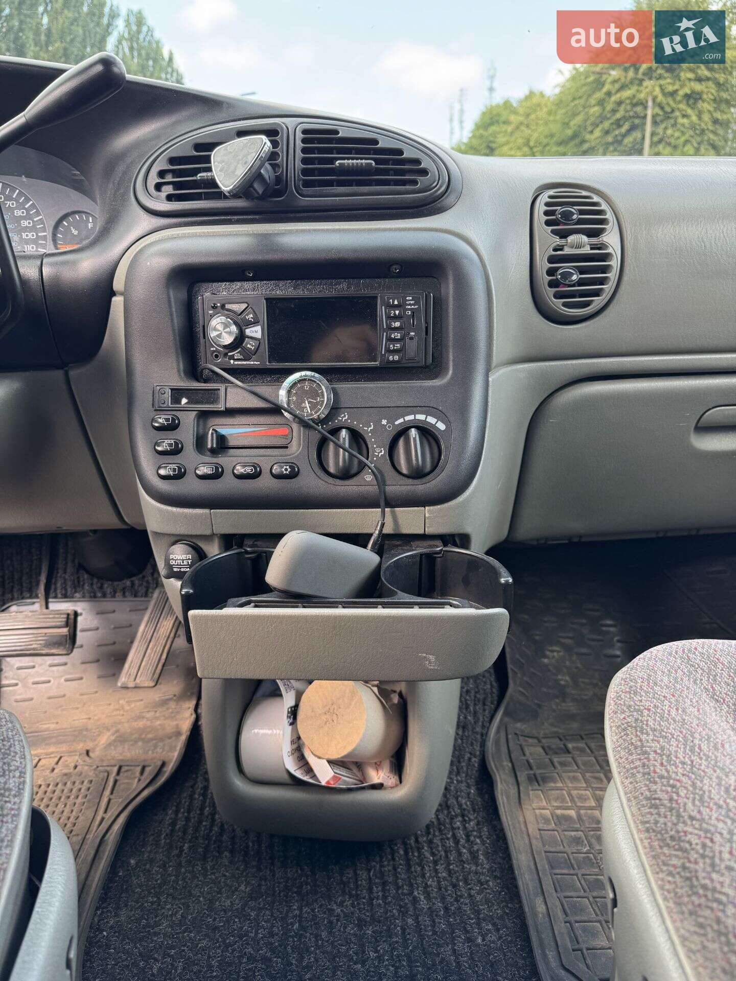 Dodge Caravan 1999 VIN 1B4GP45G1YB522477 фото оголошення 5 з 14
