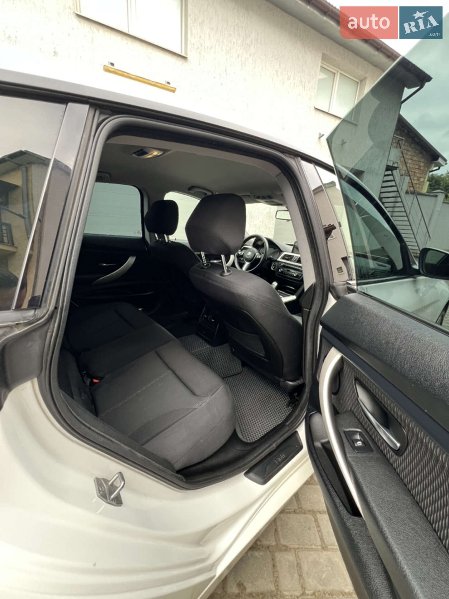 BMW 3 Series GT 2015 VIN WBA3Y5108FGZ90944 фото оголошення 15 з 19