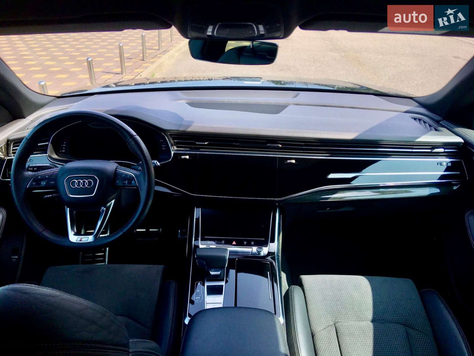 Audi Q8 2018 VIN WAUZZZF14KD004904 фото оголошення 18 з 24