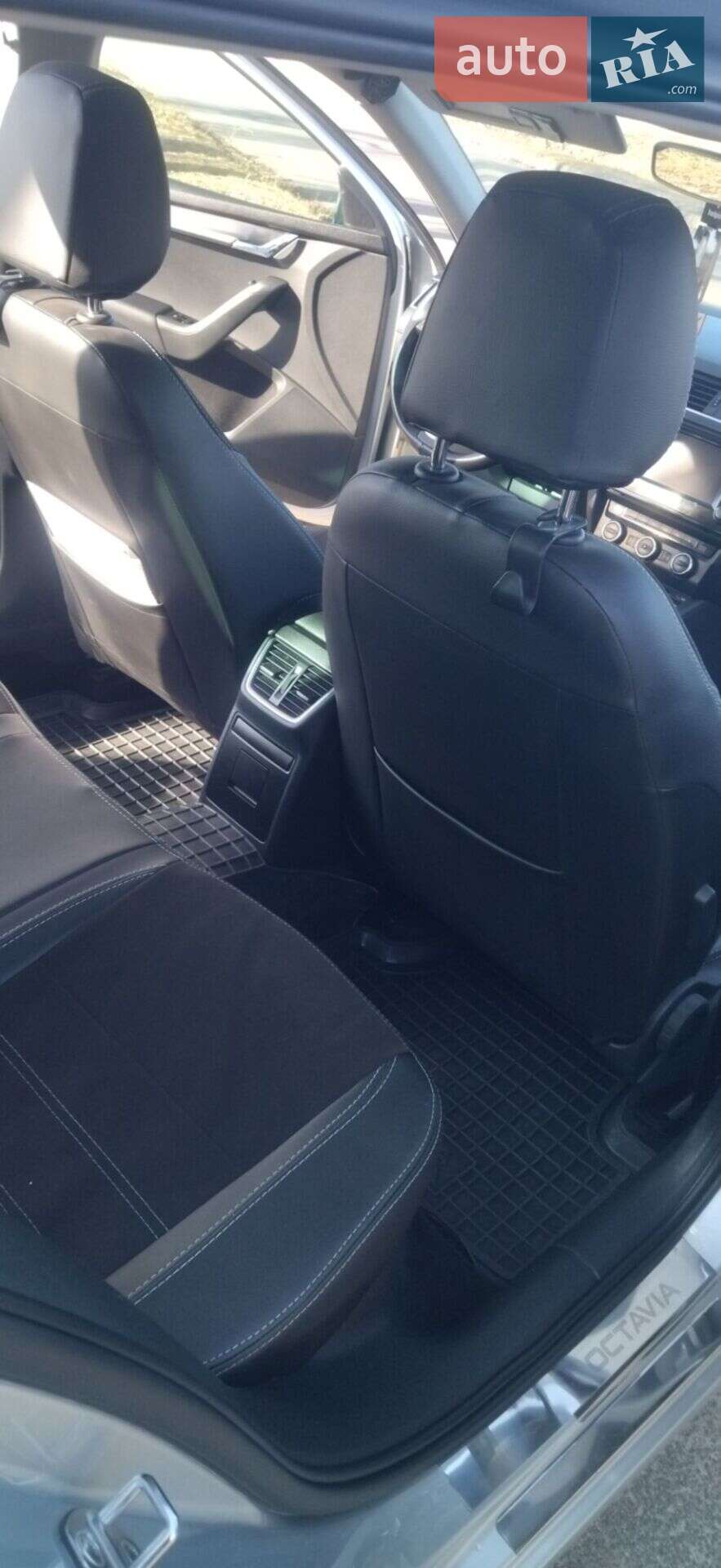 Skoda Octavia 2016 VIN TMBJG7NEXH0109722 фото оголошення 18 з 28