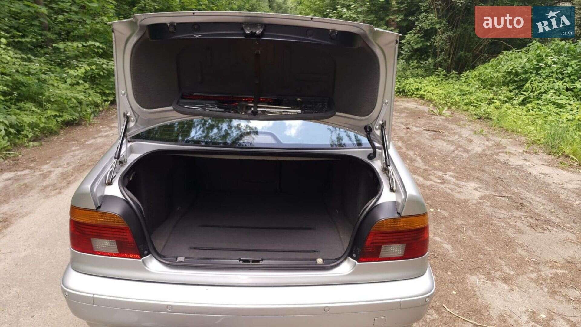 BMW 5 Series 2000 VIN WBADT11070GY47275 фото оголошення 11 з 13