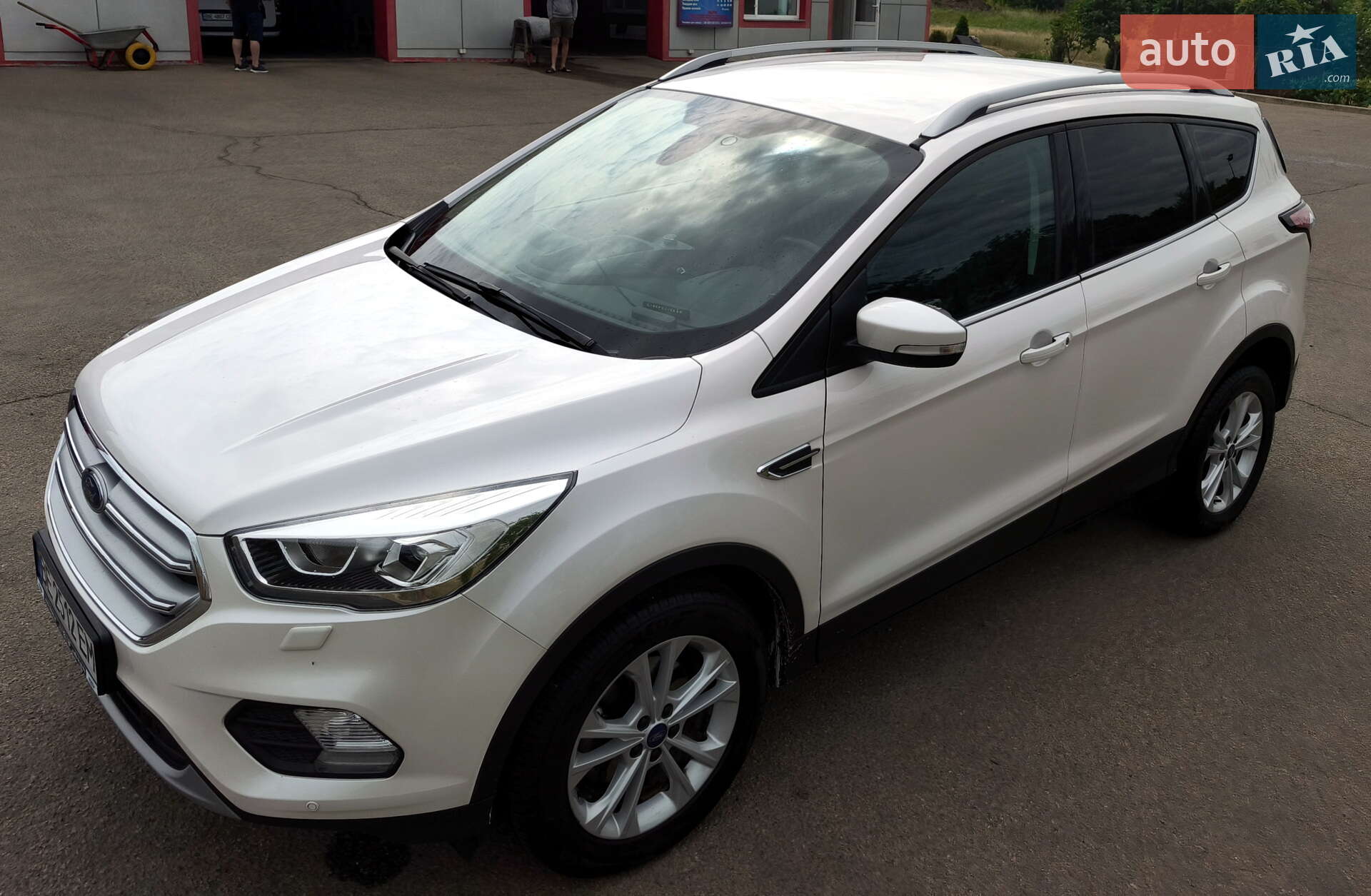 Ford Kuga 2019 VIN WF0AXXWPMAKM25271 фото оголошення 2 з 50