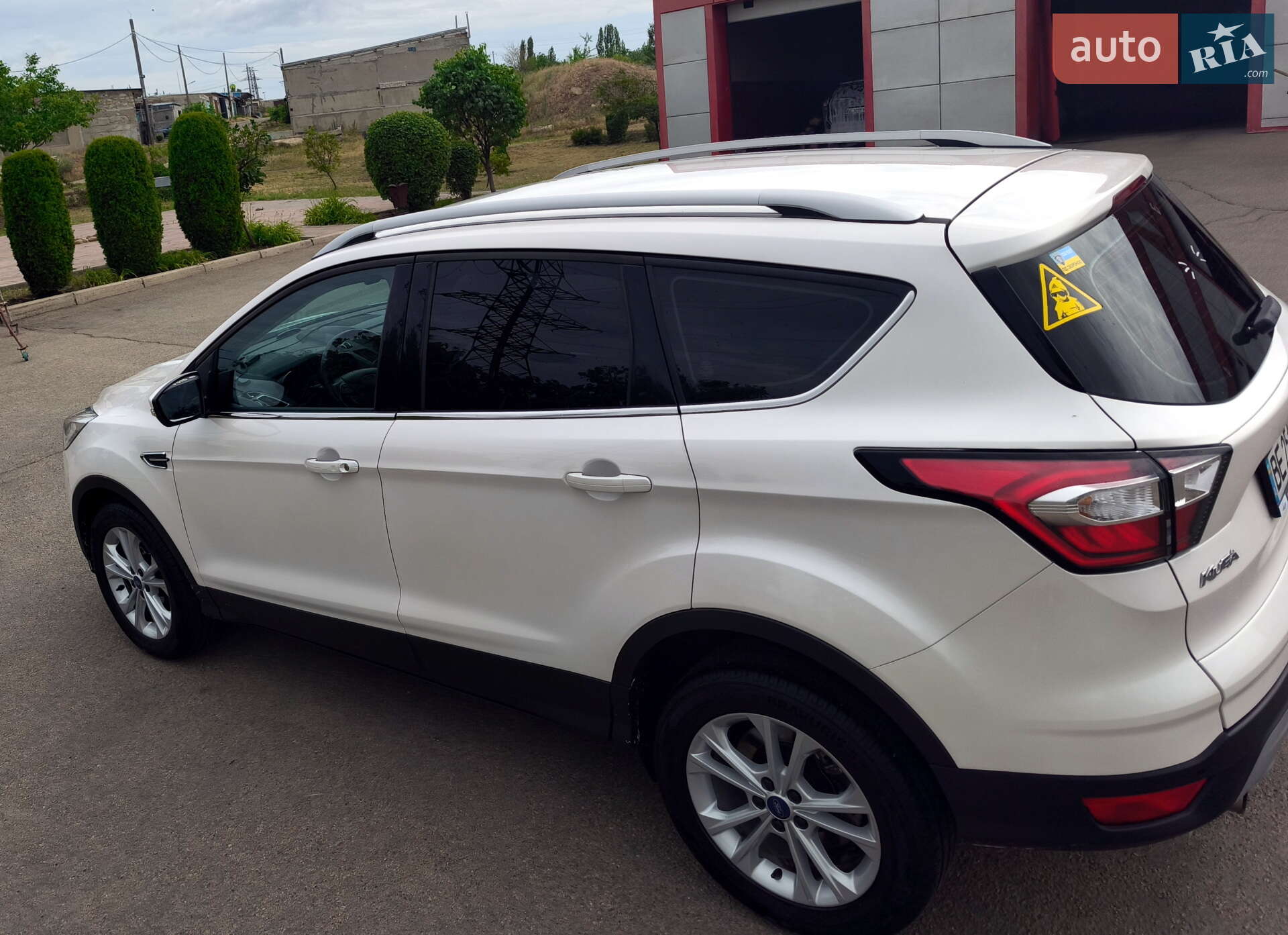 Ford Kuga 2019 VIN WF0AXXWPMAKM25271 фото оголошення 4 з 50