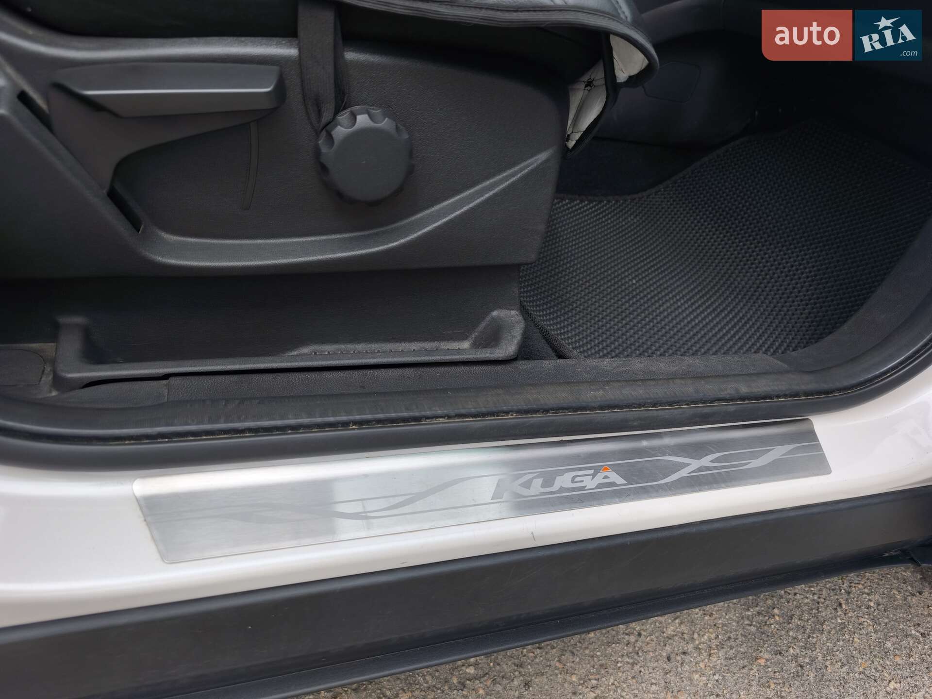Ford Kuga 2019 VIN WF0AXXWPMAKM25271 фото оголошення 19 з 50