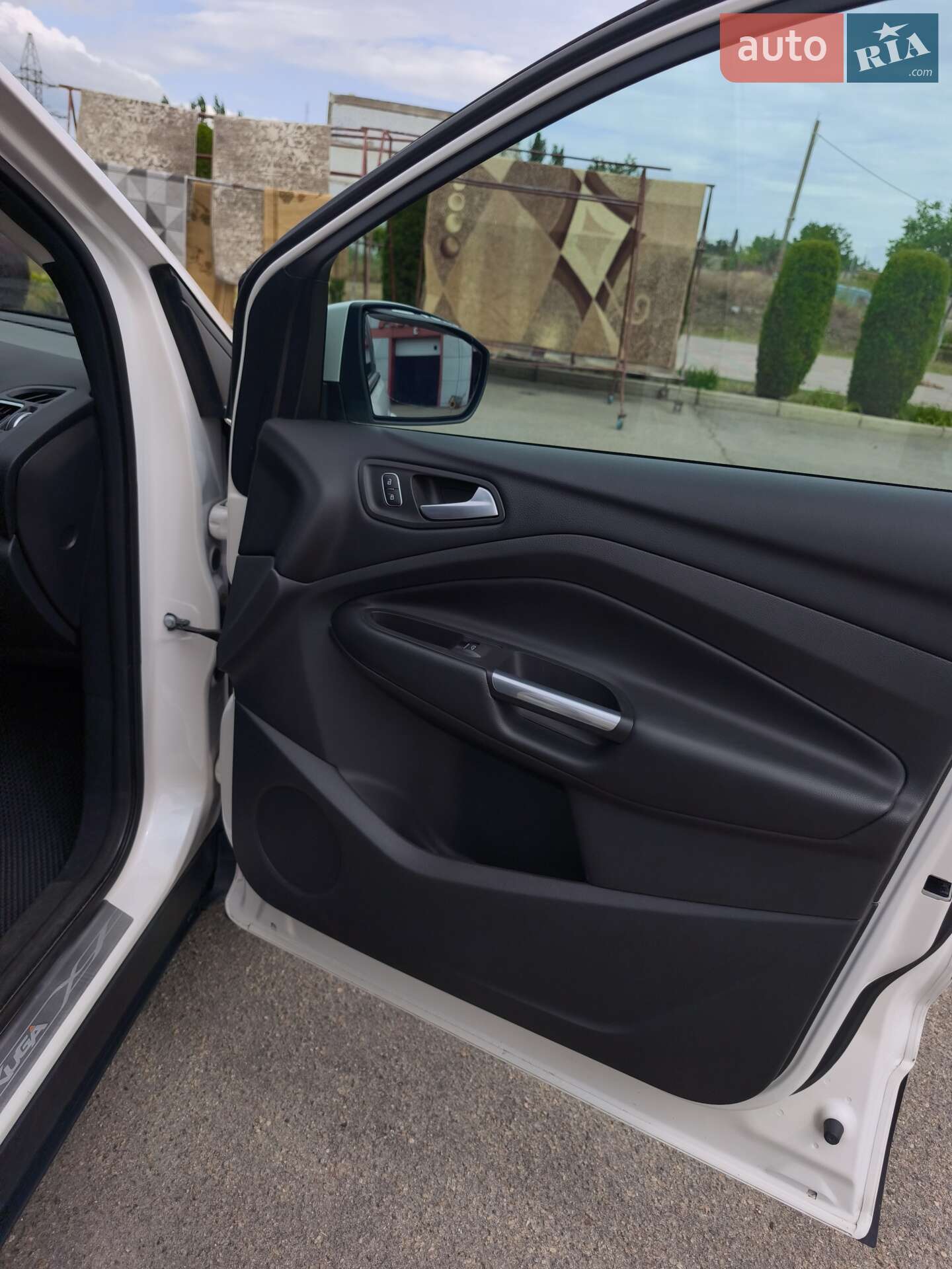 Ford Kuga 2019 VIN WF0AXXWPMAKM25271 фото оголошення 23 з 50