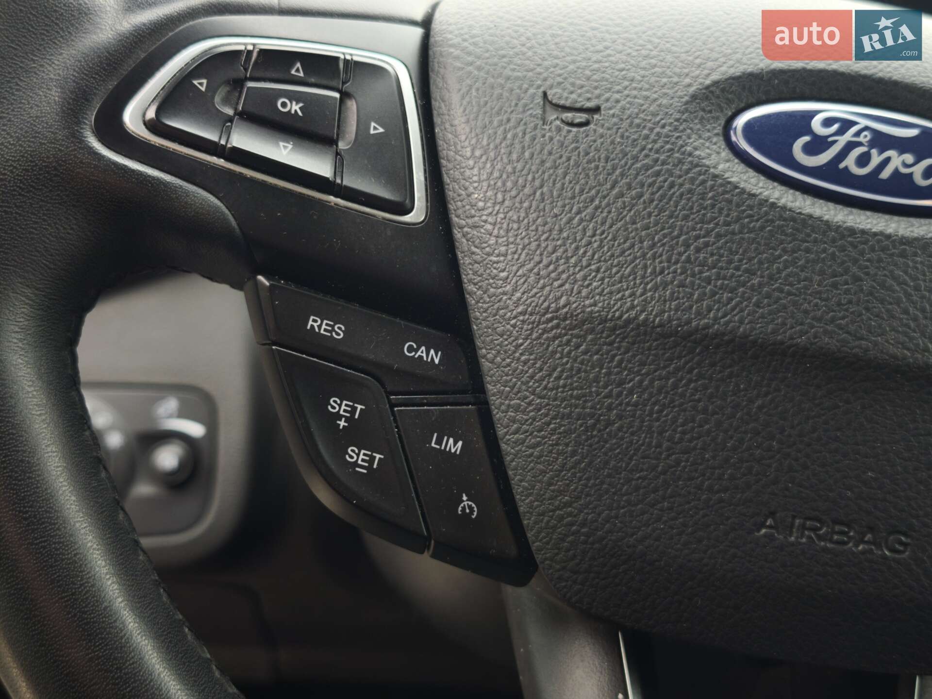 Ford Kuga 2019 VIN WF0AXXWPMAKM25271 фото оголошення 42 з 50