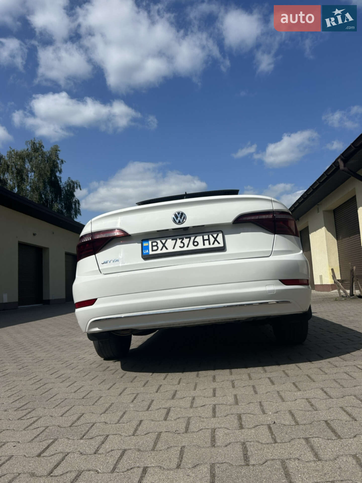 Volkswagen Jetta 2021 VIN 3VWE57BU0MM056942 фото оголошення 3 з 26