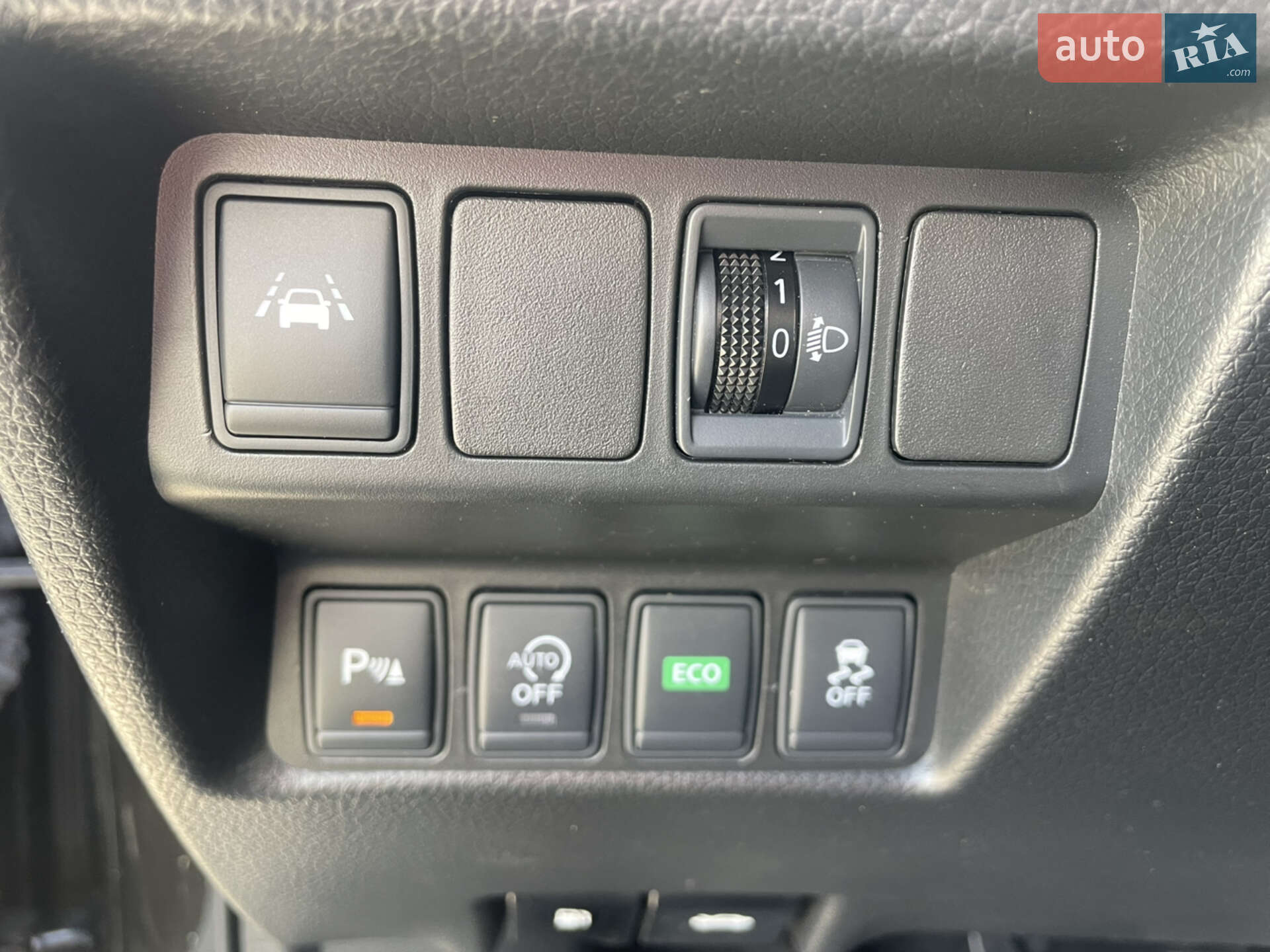 Nissan Qashqai 2015 VIN SJNFEAJ11U1447893 фото оголошення 12 з 42
