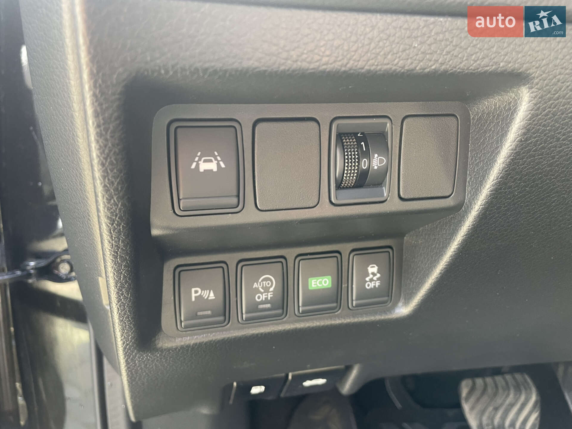 Nissan Qashqai 2015 VIN SJNFEAJ11U1447893 фото оголошення 19 з 42