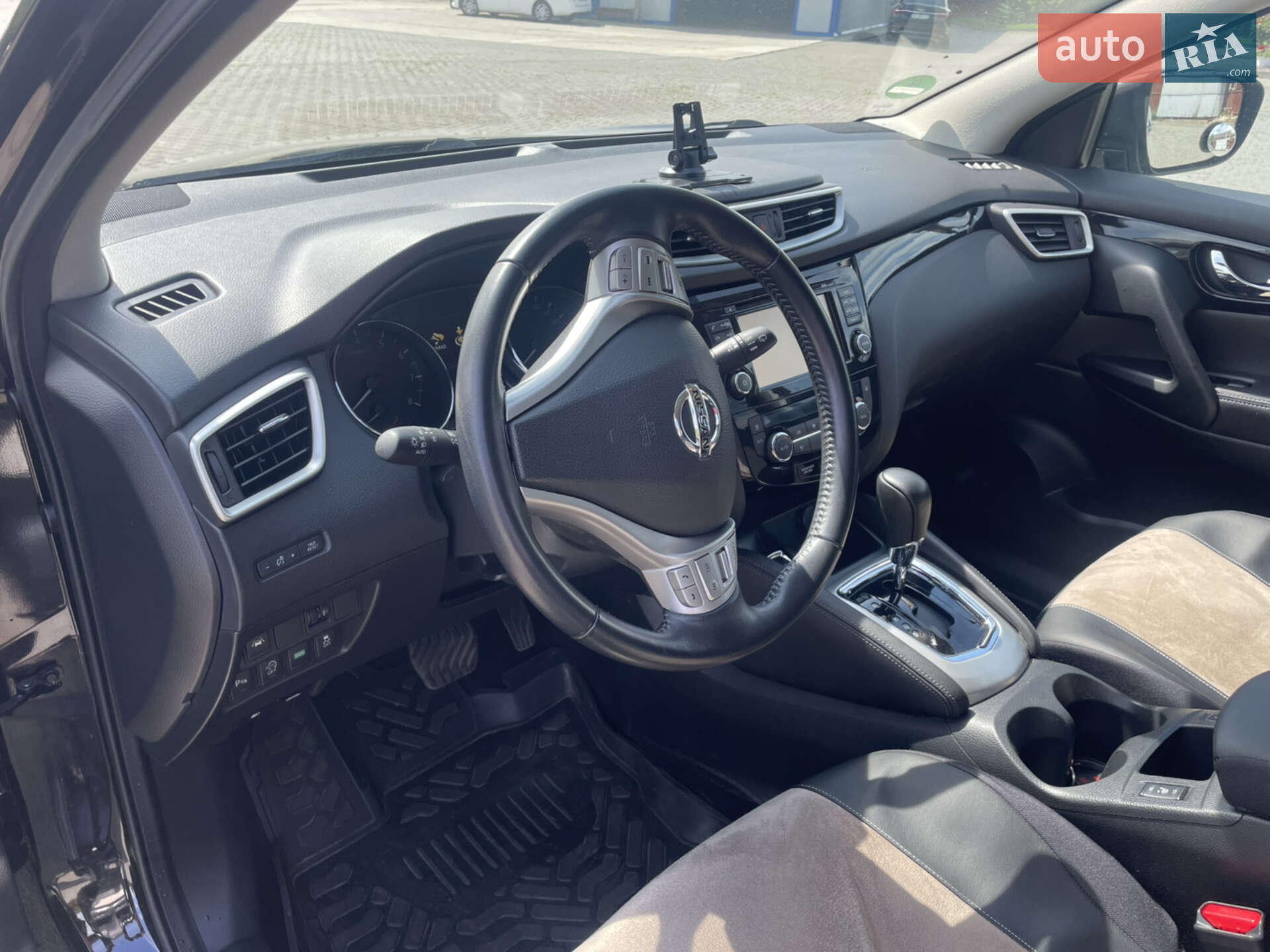 Nissan Qashqai 2015 VIN SJNFEAJ11U1447893 фото оголошення 23 з 42