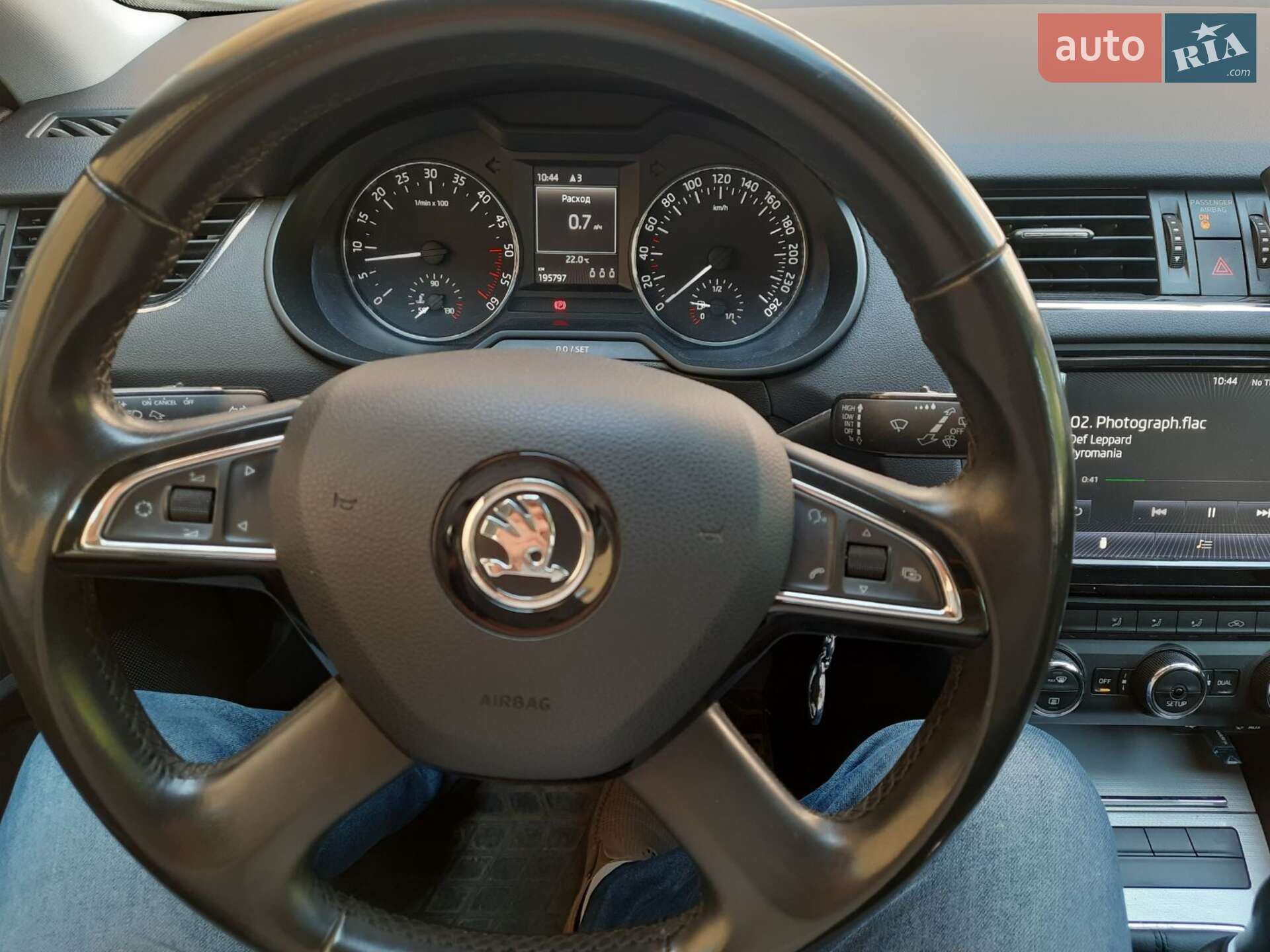 Skoda Octavia 2014 VIN TMBJG9NE0E0158094 фото оголошення 72 з 77