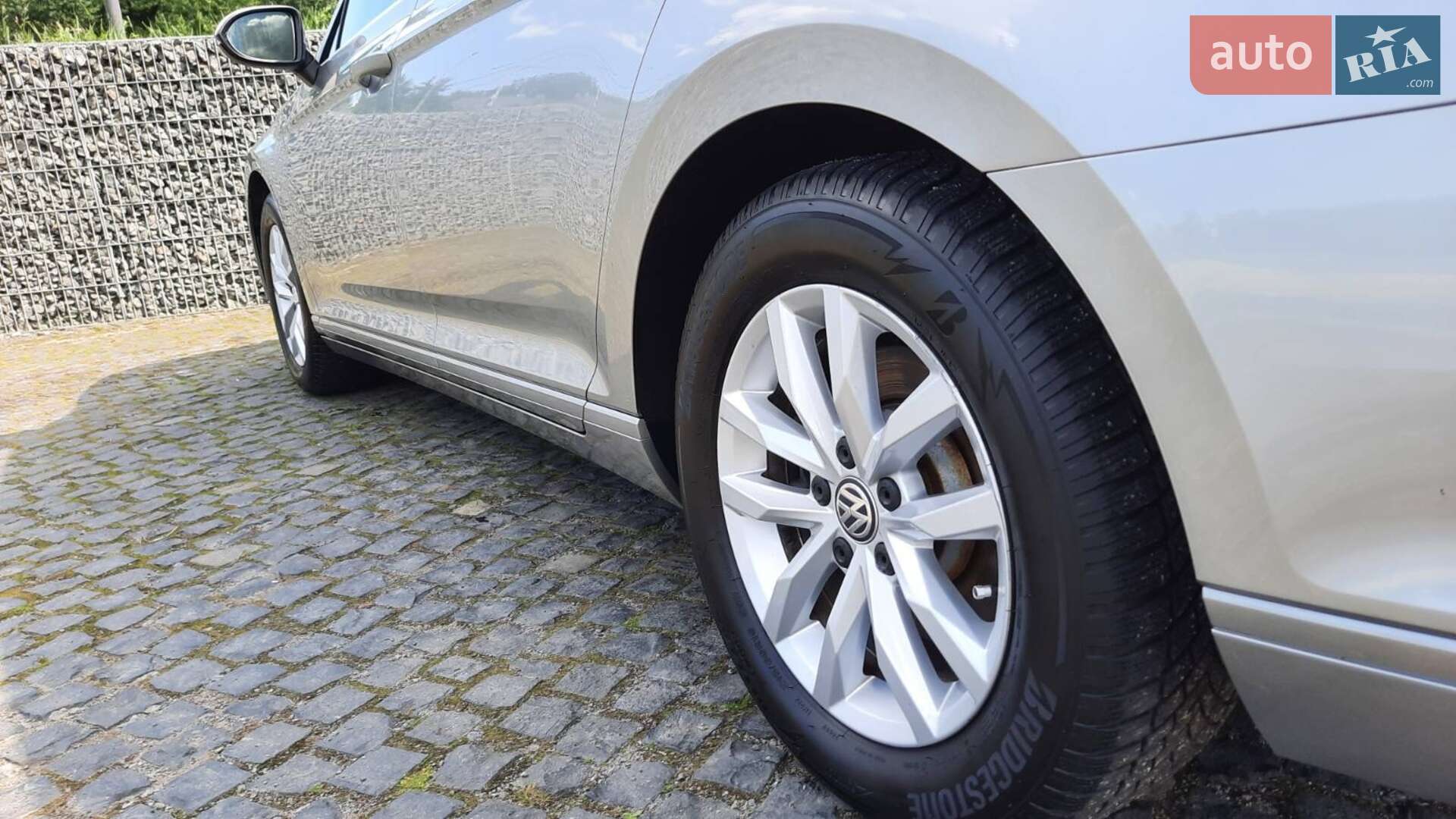 Volkswagen Passat 2015 VIN WVWZZZ3CZGE063115 фото оголошення 15 з 48