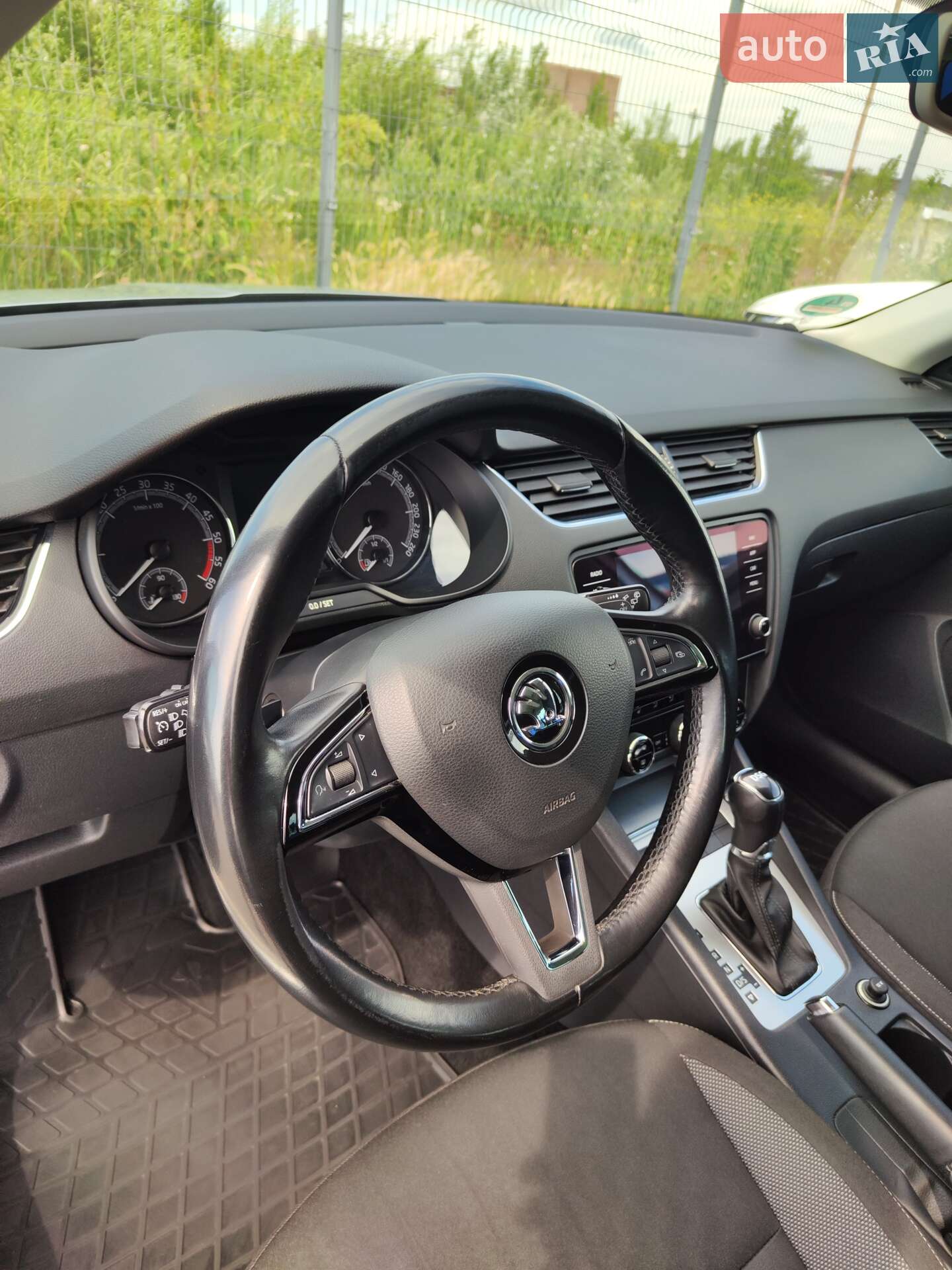 Skoda Octavia 2017 VIN TMBJJ7NE0J0026808 фото оголошення 20 з 37