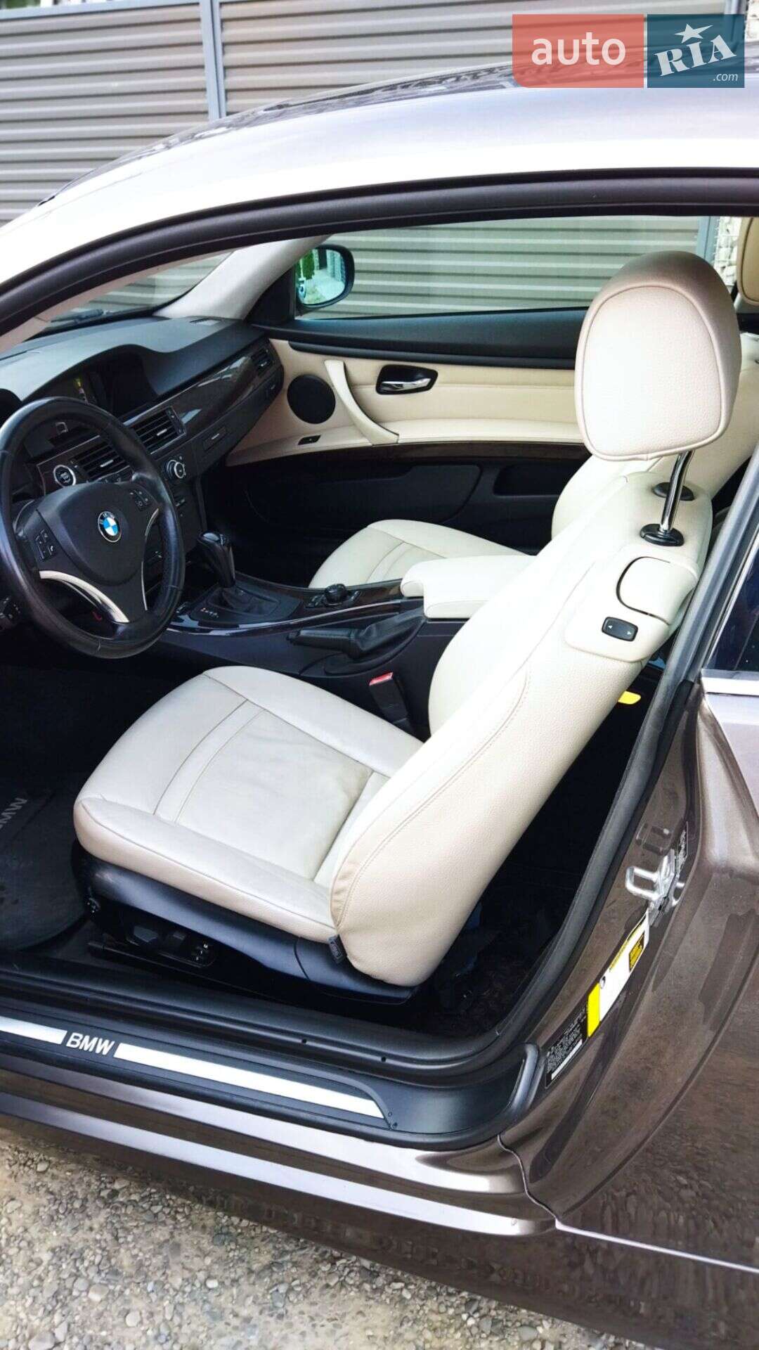 BMW 3 Series 2011 VIN WBAKE3C56BE768958 фото оголошення 10 з 27