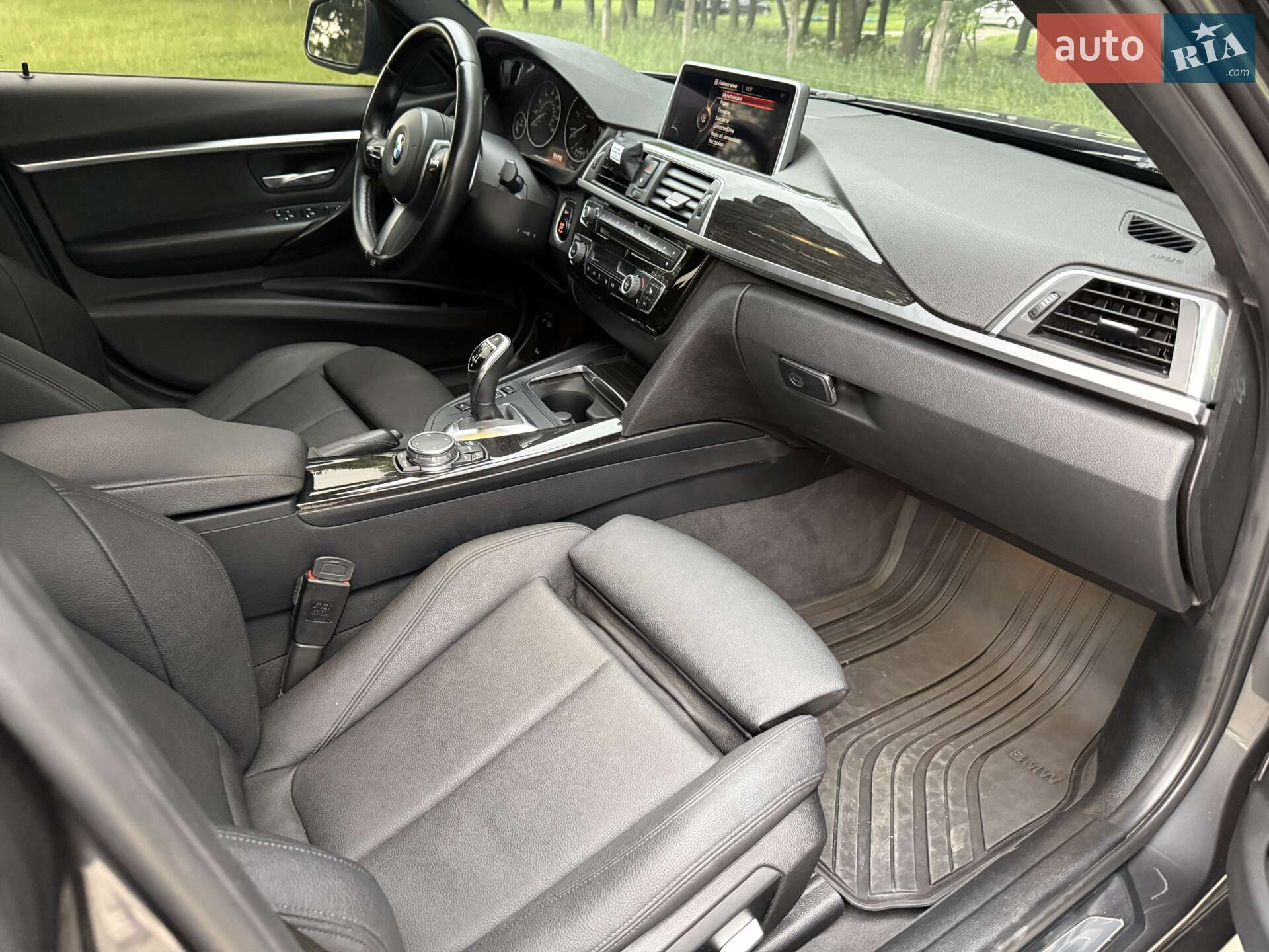 BMW 3 Series 2017 VIN WBA8F1C31HK826074 фото оголошення 29 з 33